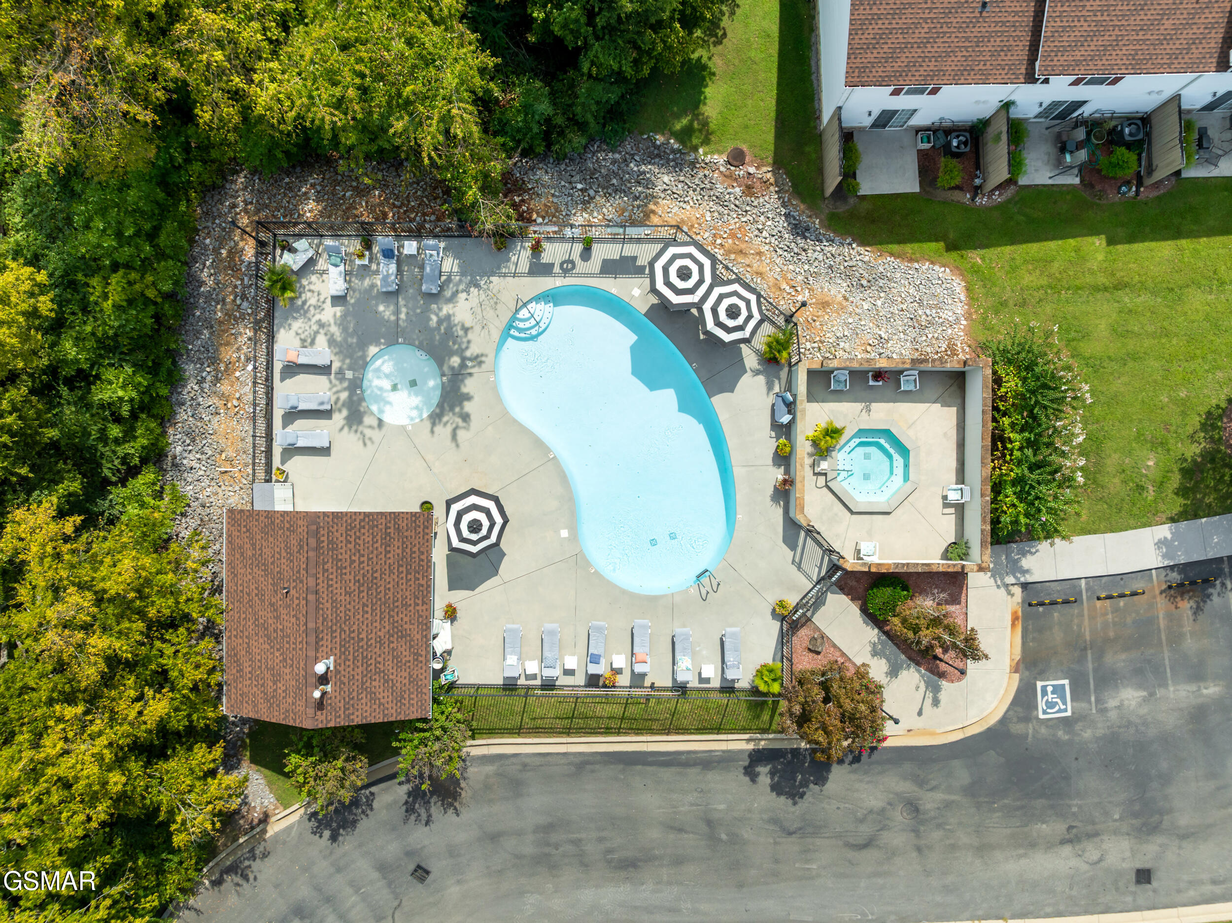 527 River Place Way Sevierville TN 37862
