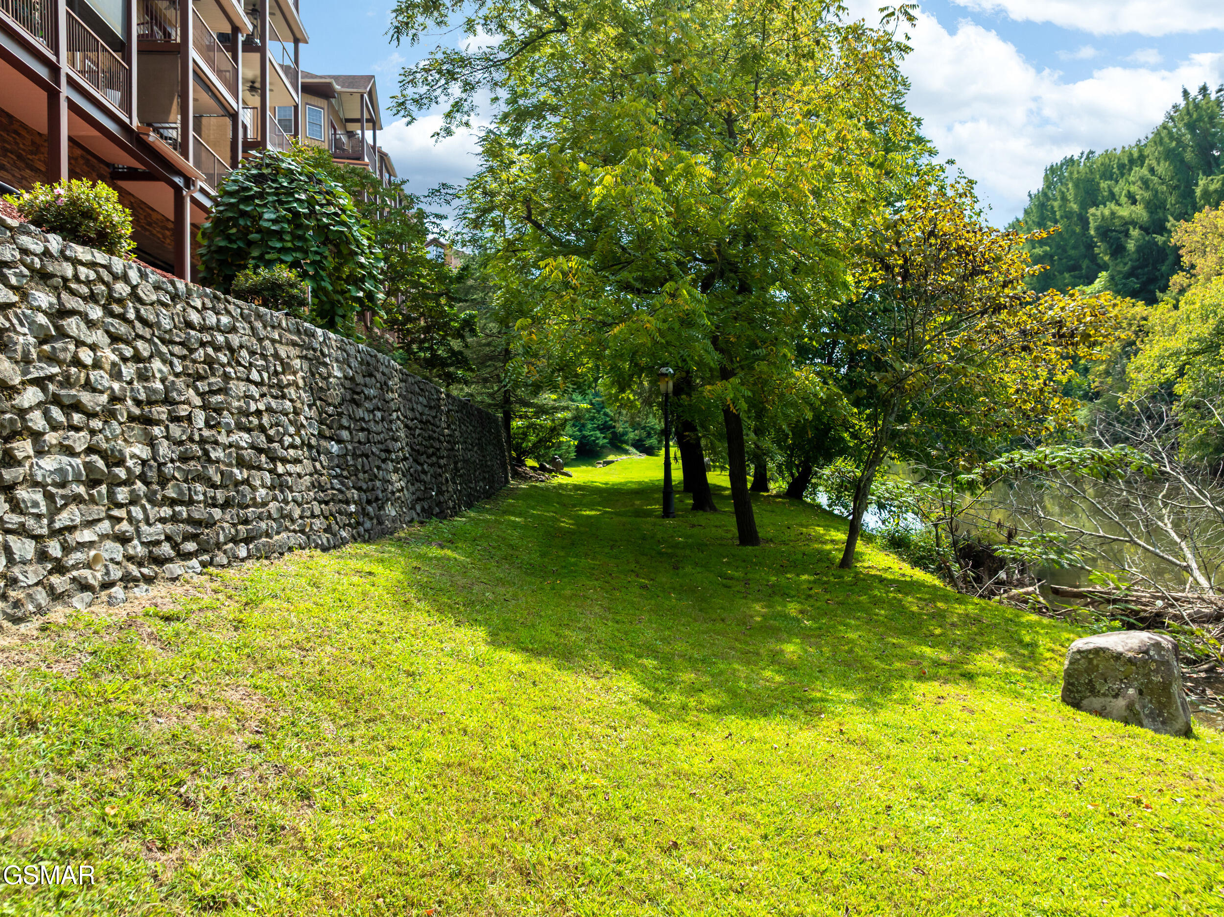 527 River Place Way Sevierville TN 37862