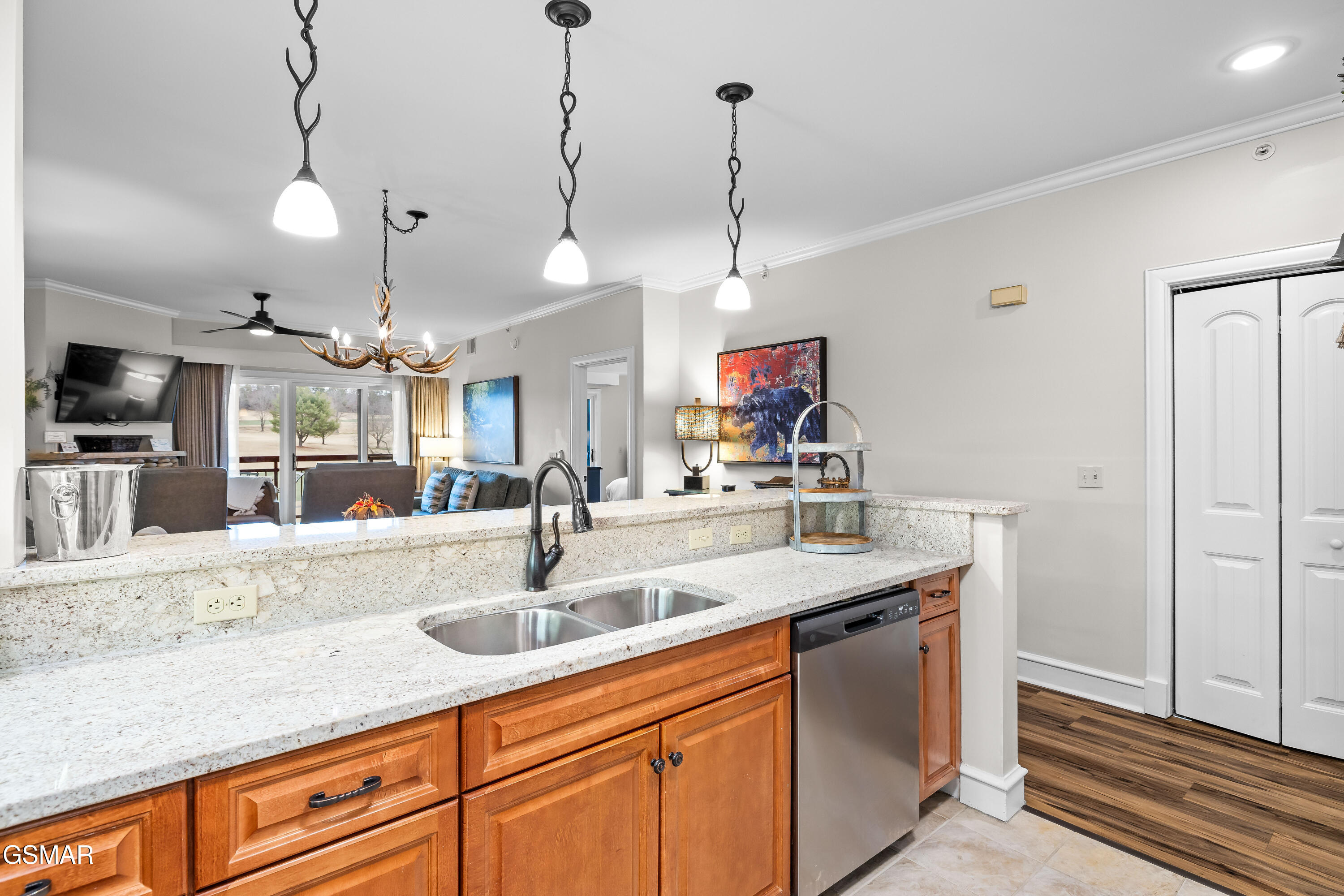 212 Dollywood Lane Pigeon Forge TN 37863