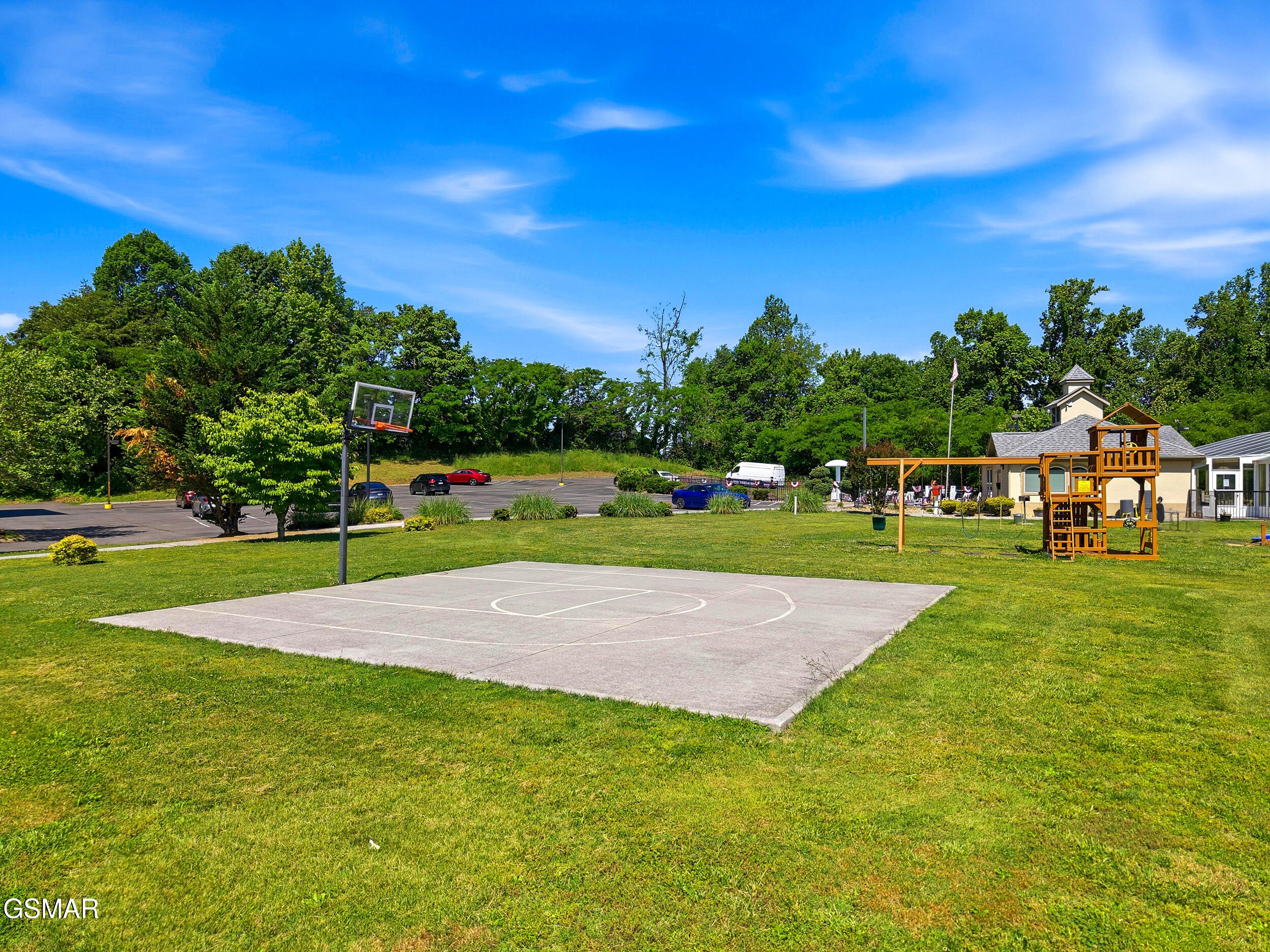 124 Plaza Drive Pigeon Forge TN 37863