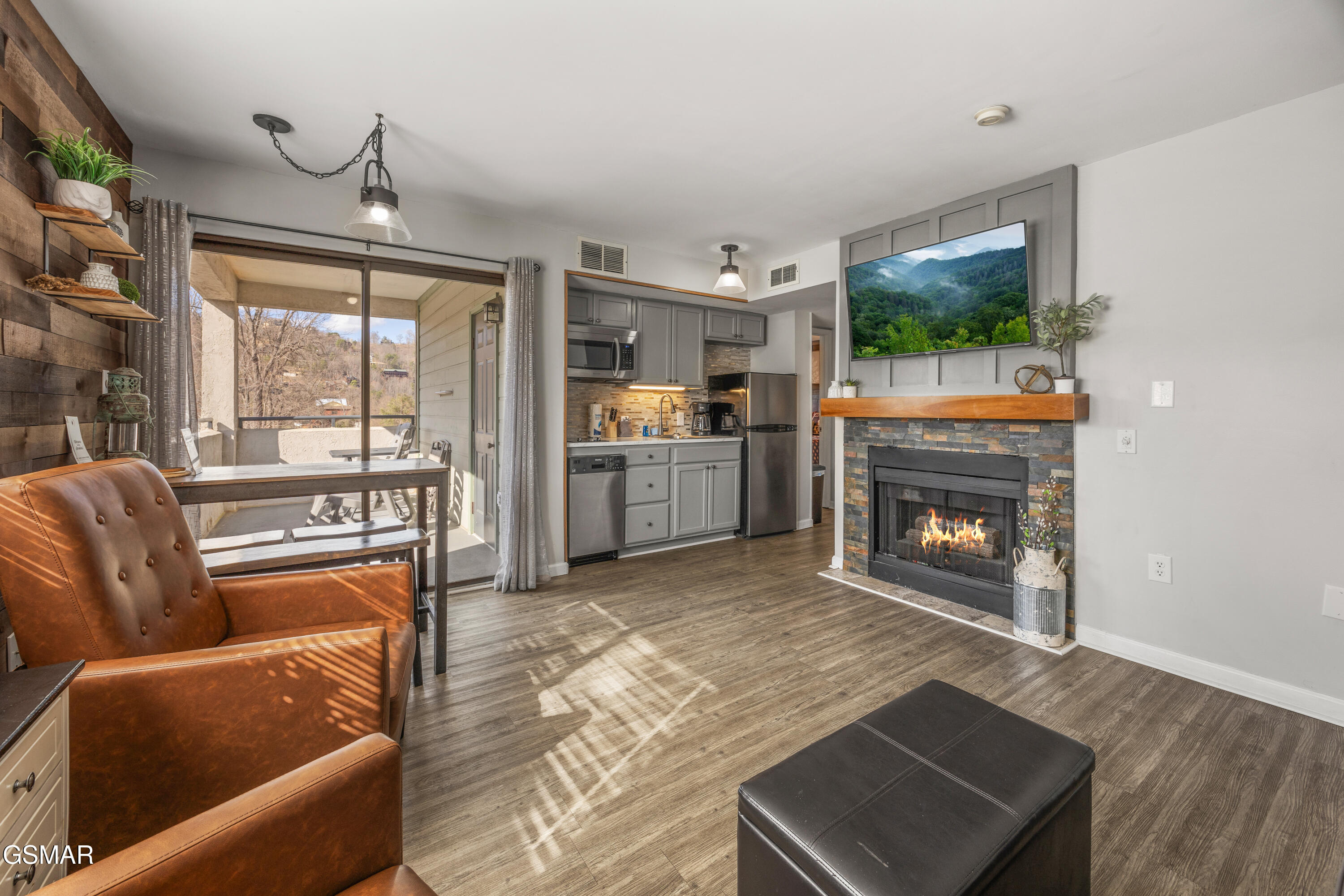 354 E Holly Ridge Road Gatlinburg TN 37738