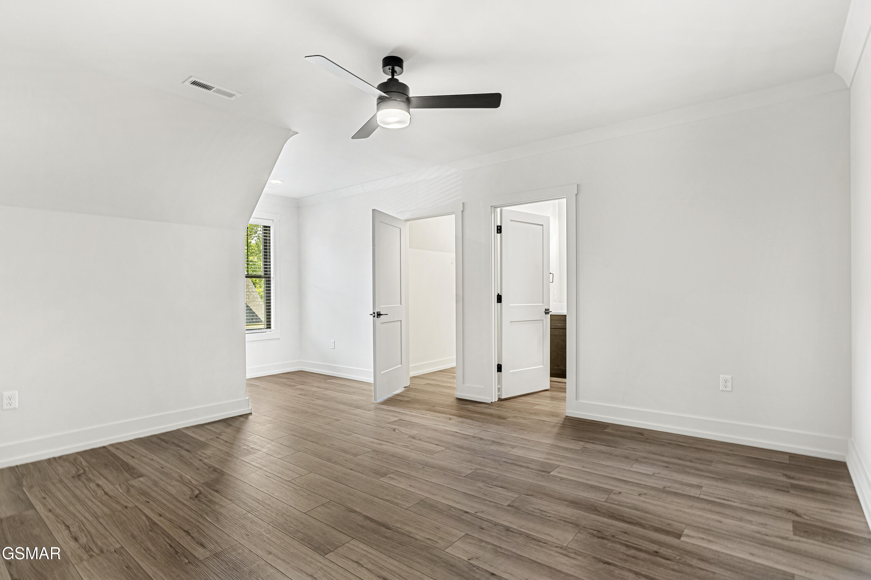 1067 Watch Hill Way Sevierville TN 37862