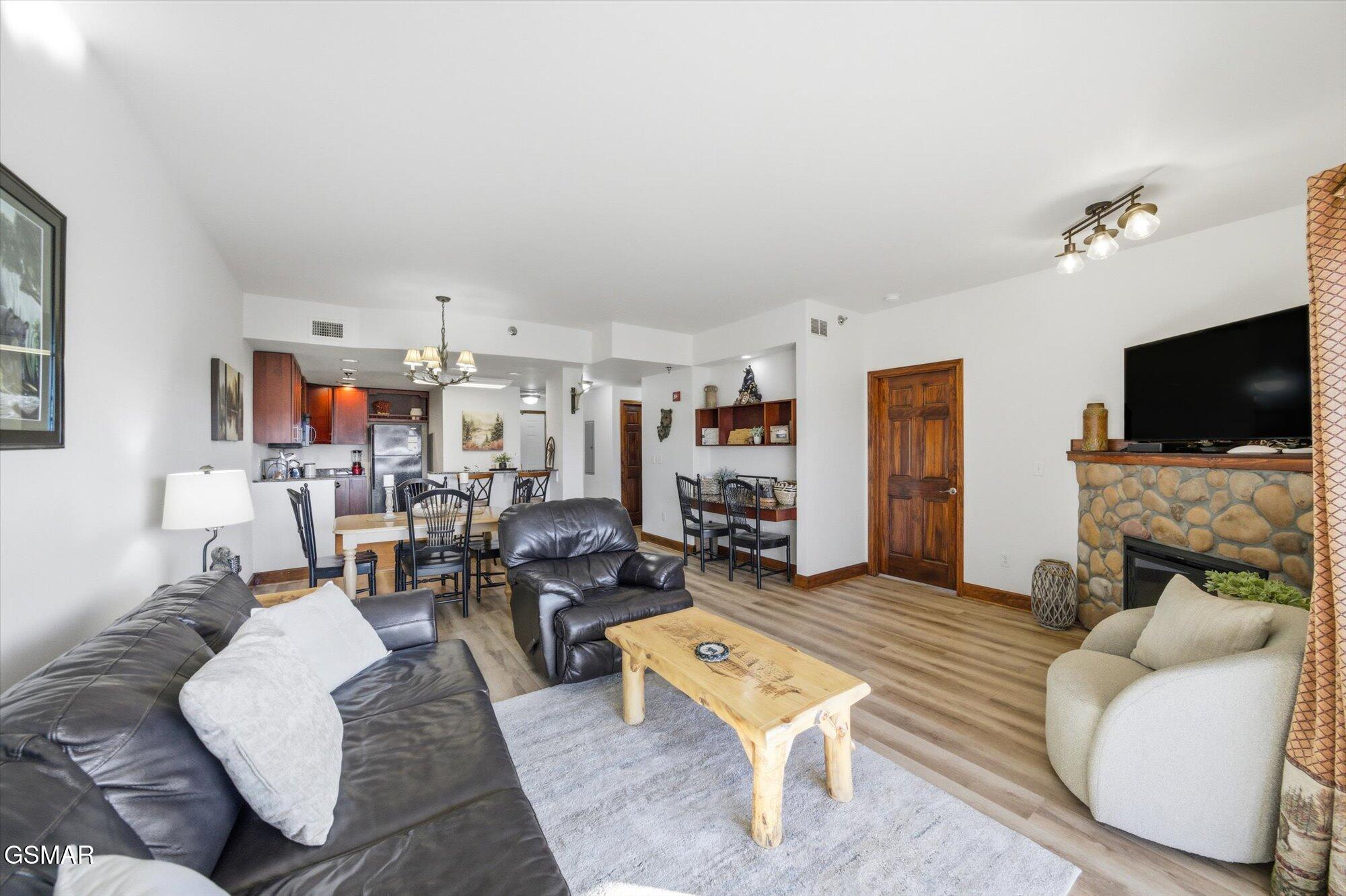 410 Big Bear Way Pigeon Forge TN 37863