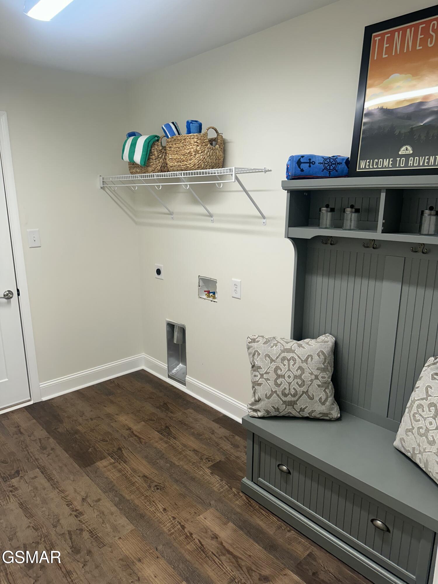 540 Henderson Road Pigeon Forge TN 37863