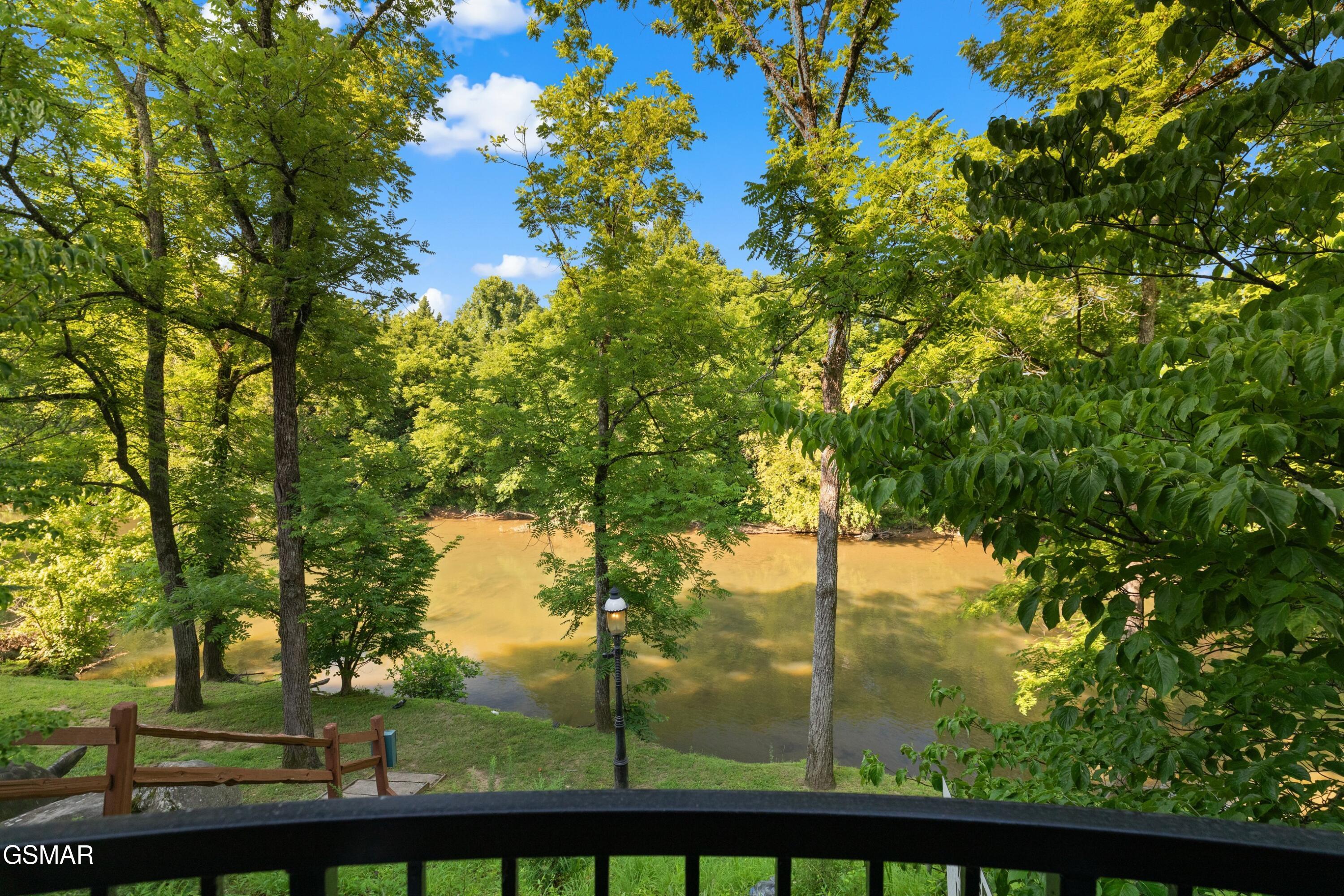 601 River Place Way Sevierville TN 37862