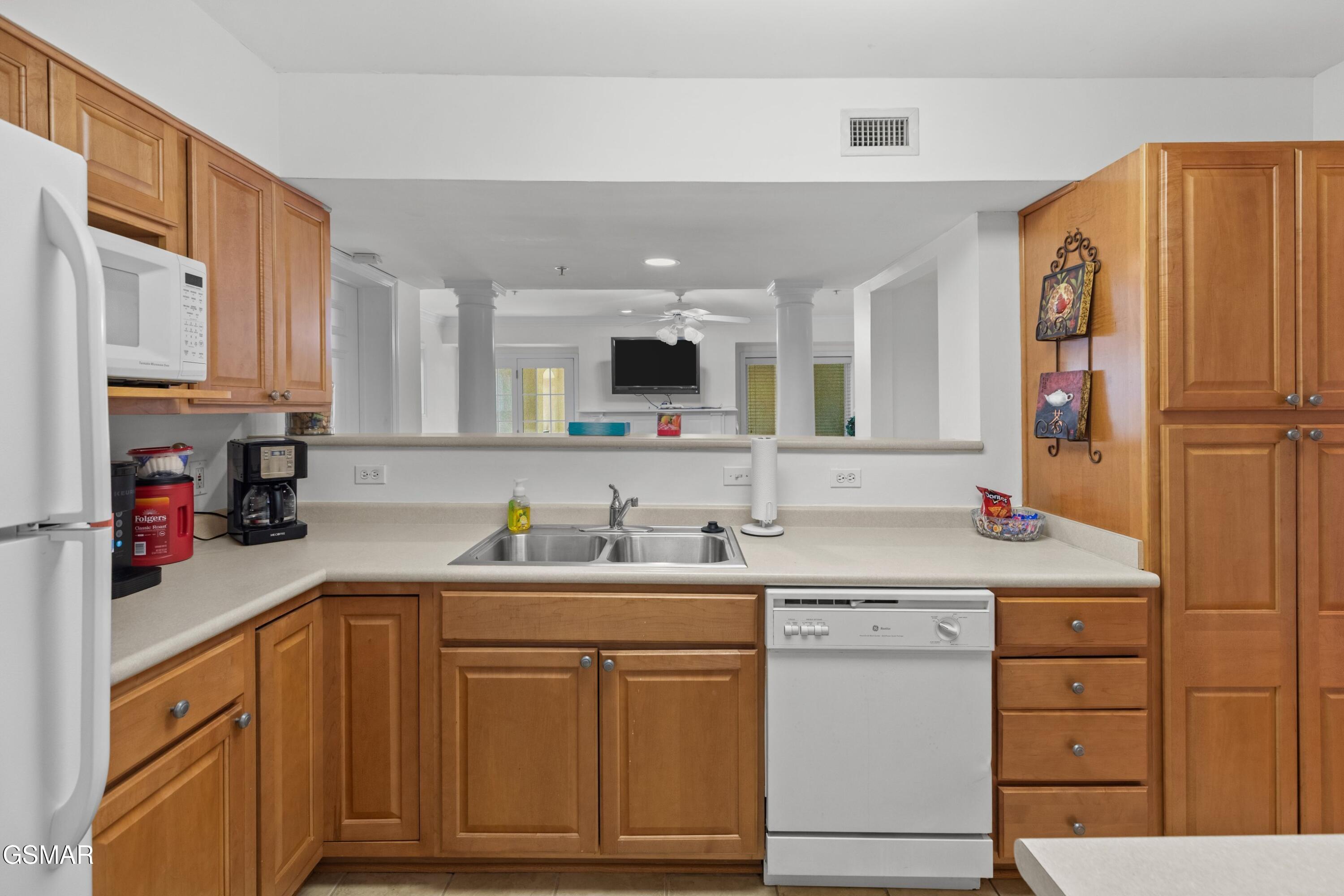 601 River Place Way Sevierville TN 37862