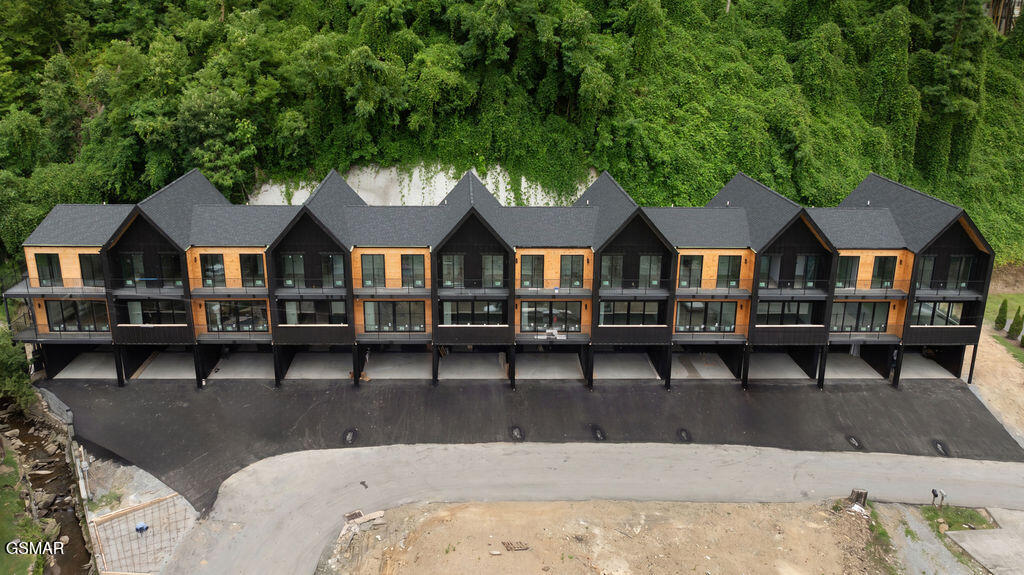 215 Circle Drive Gatlinburg TN 37738