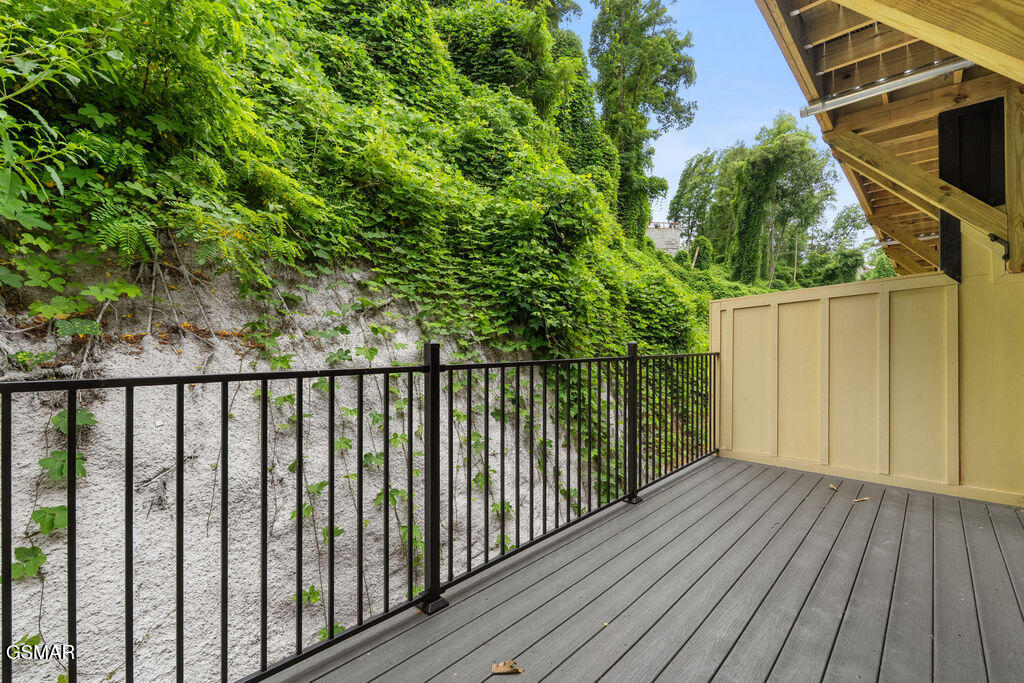 215 Circle Drive Gatlinburg TN 37738