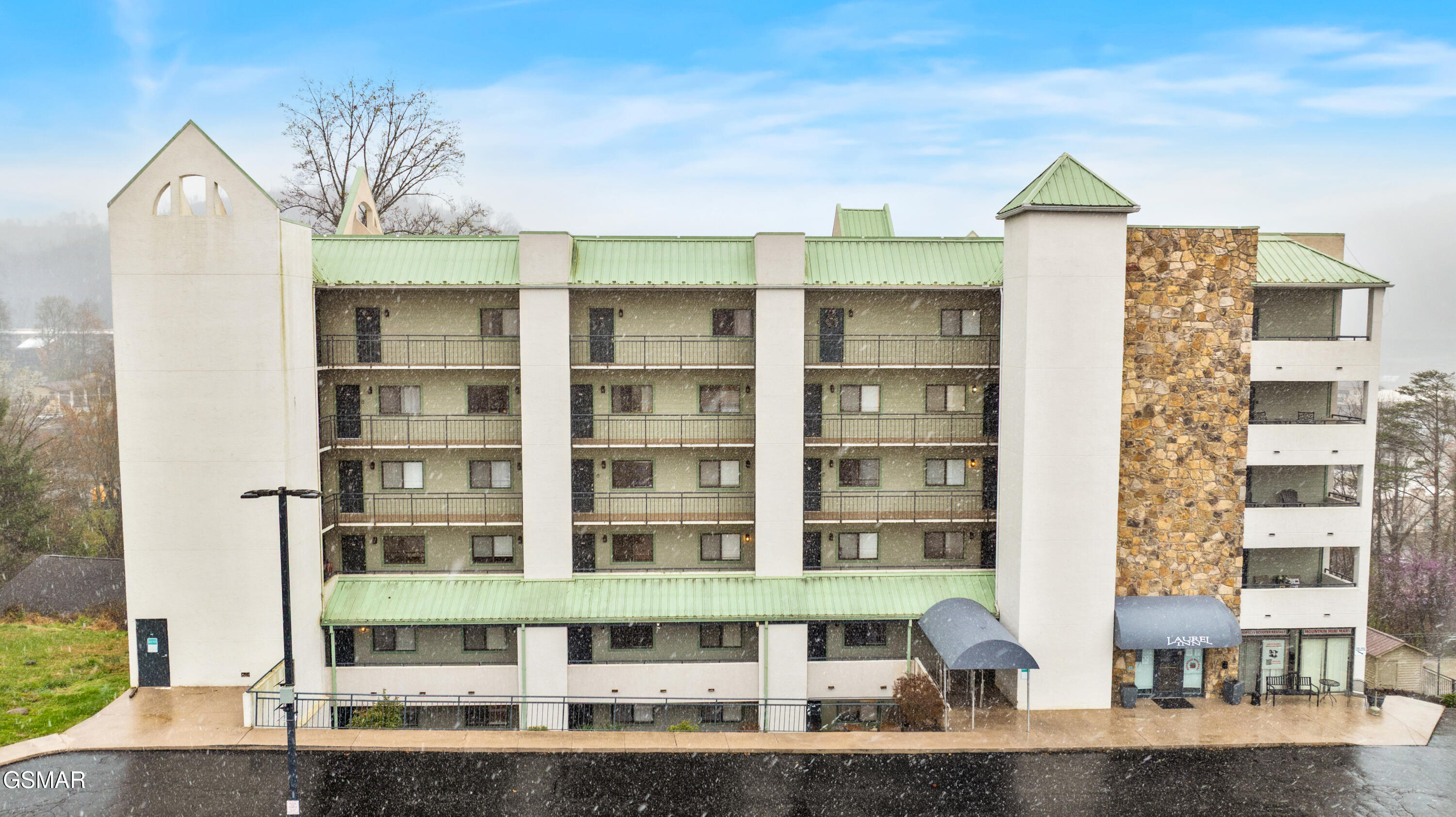 354 E Holly Ridge Gatlinburg TN 37738