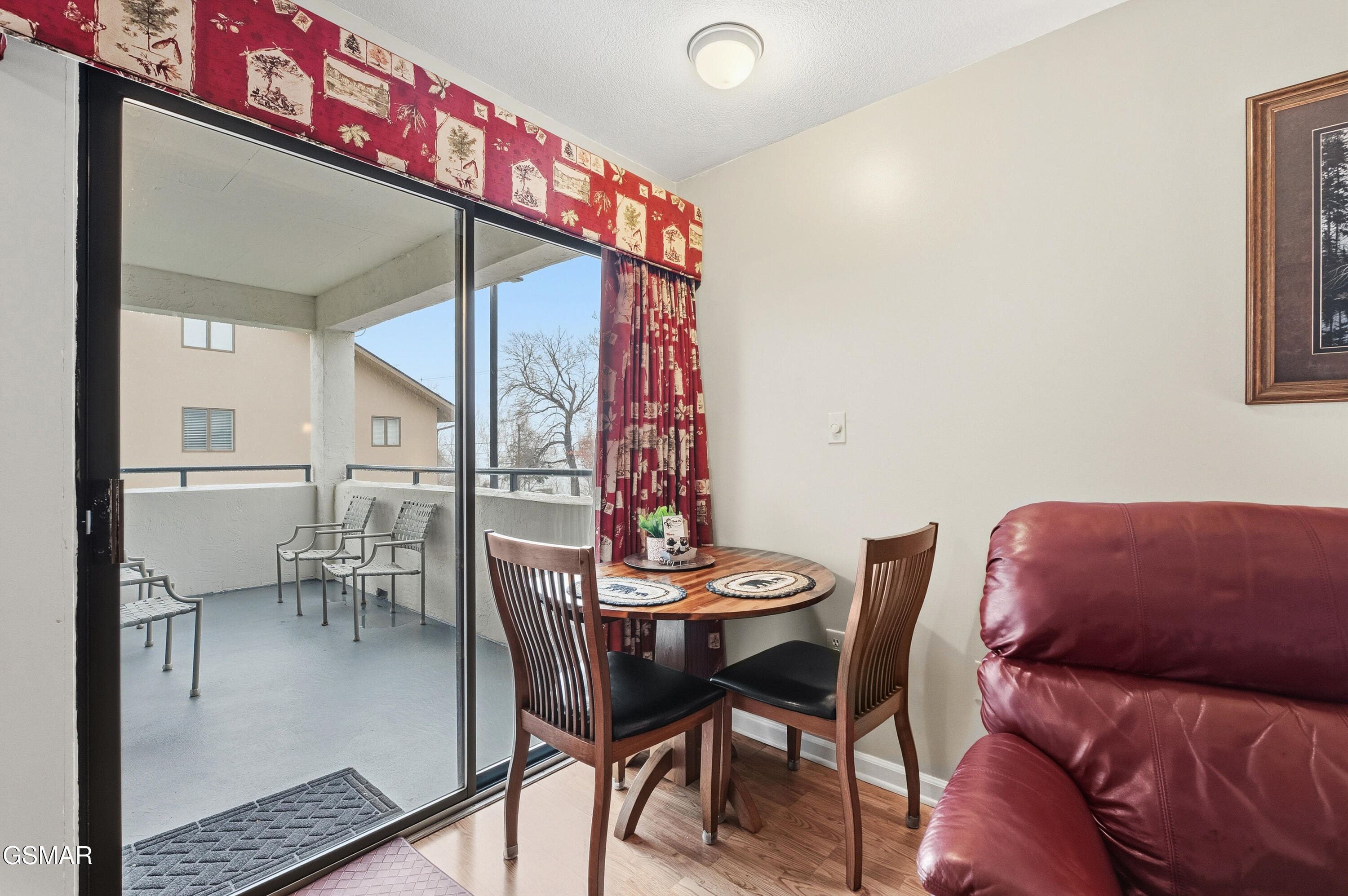 354 E Holly Ridge Gatlinburg TN 37738