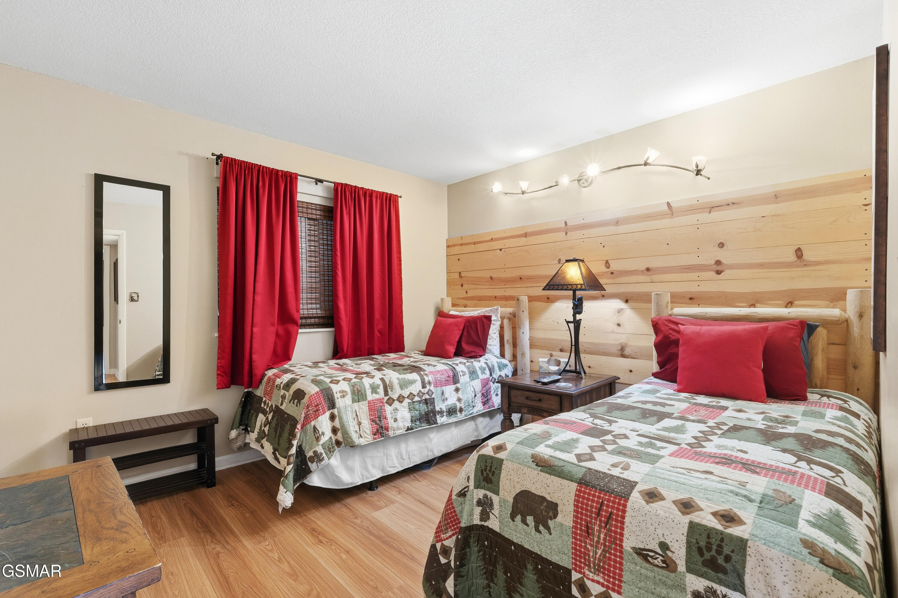 354 E Holly Ridge Gatlinburg TN 37738