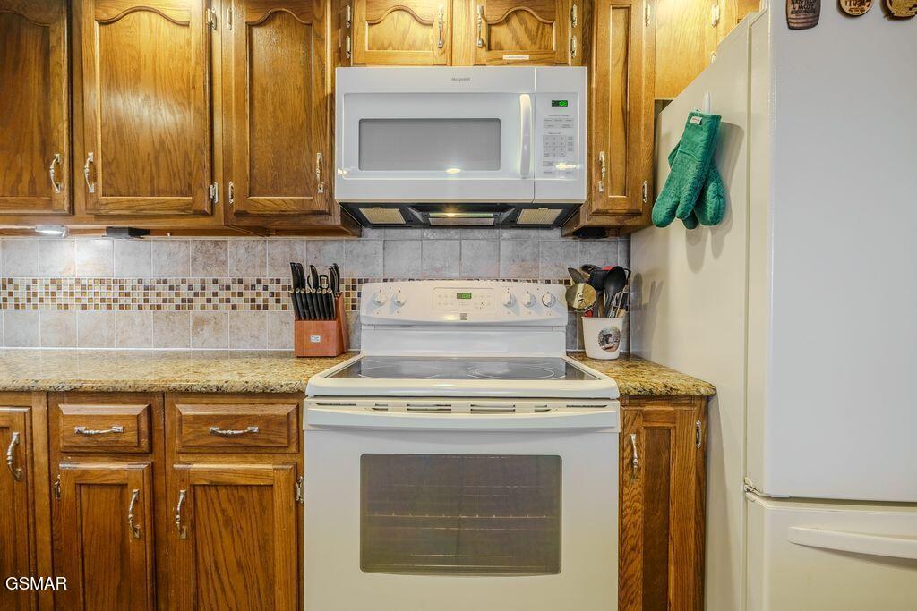 429 Deer Path Lane Gatlinburg TN 37738