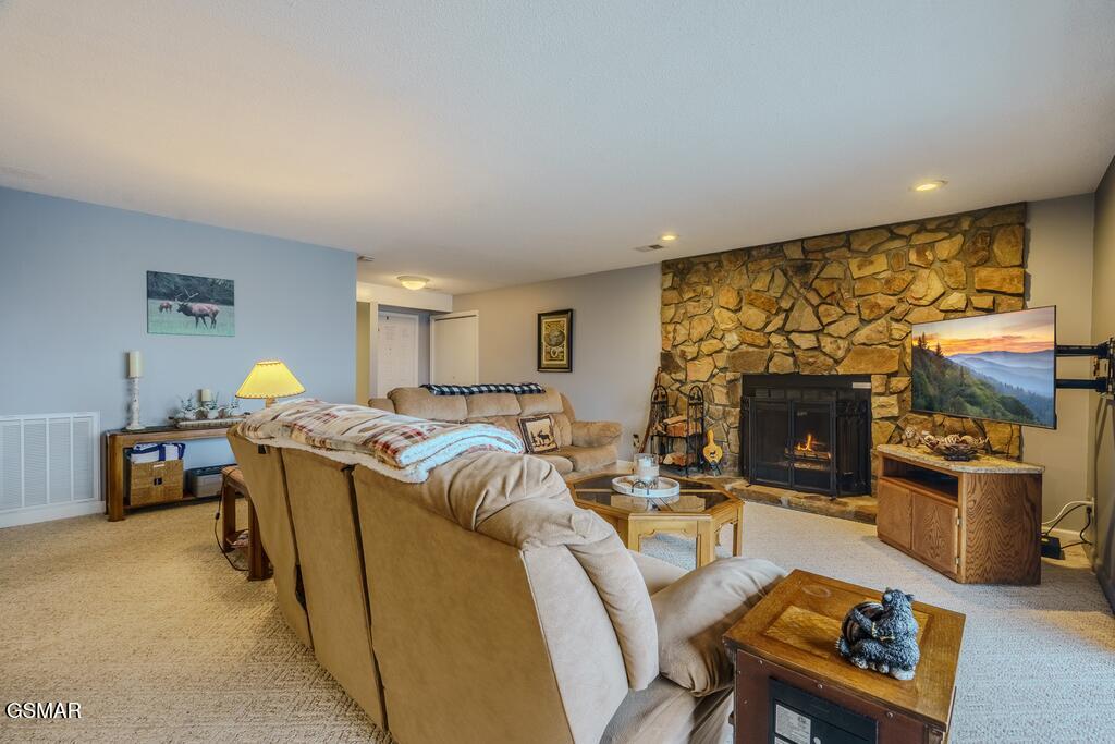 429 Deer Path Lane Gatlinburg TN 37738