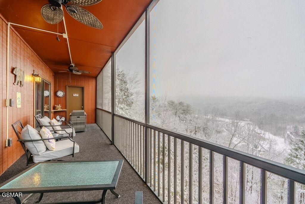 429 Deer Path Lane Gatlinburg TN 37738