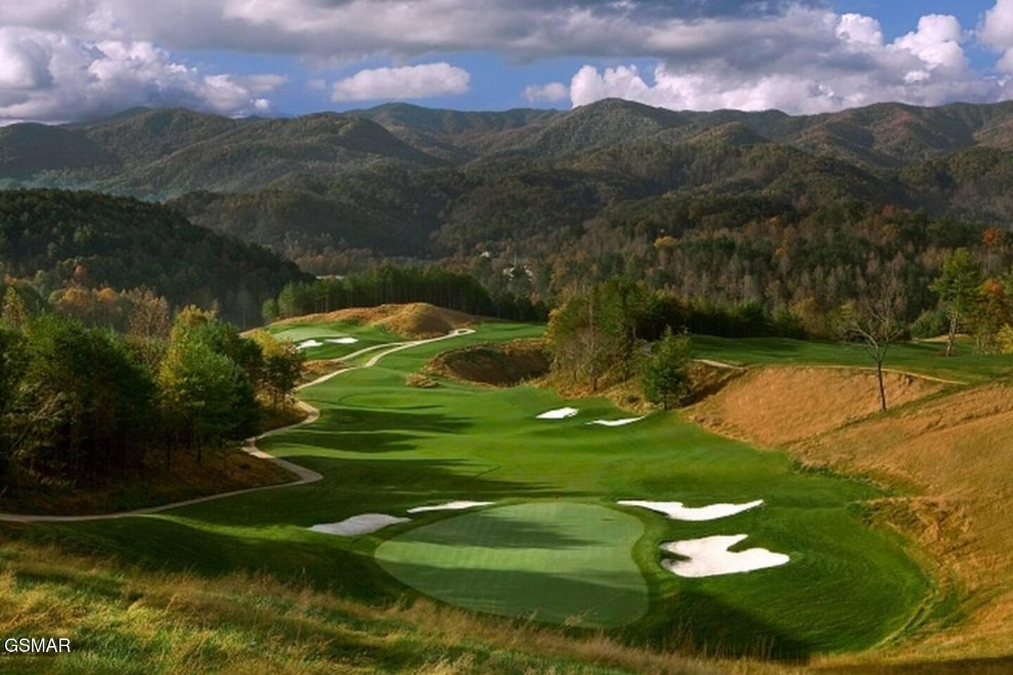 429 Deer Path Lane Gatlinburg TN 37738