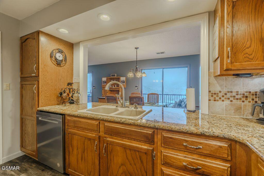 429 Deer Path Lane Gatlinburg TN 37738