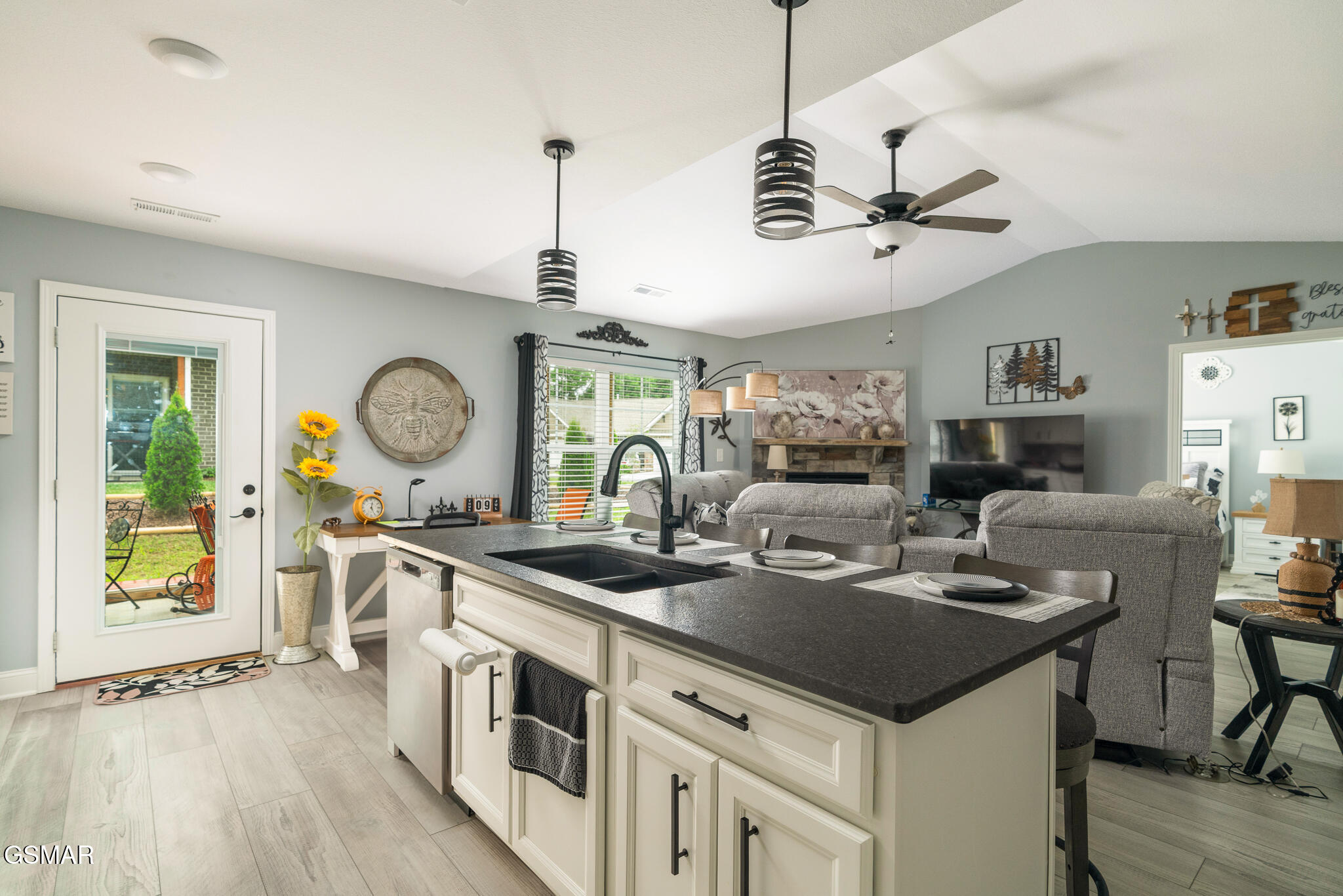 965 Juneberry Lane Pigeon Forge TN 37863