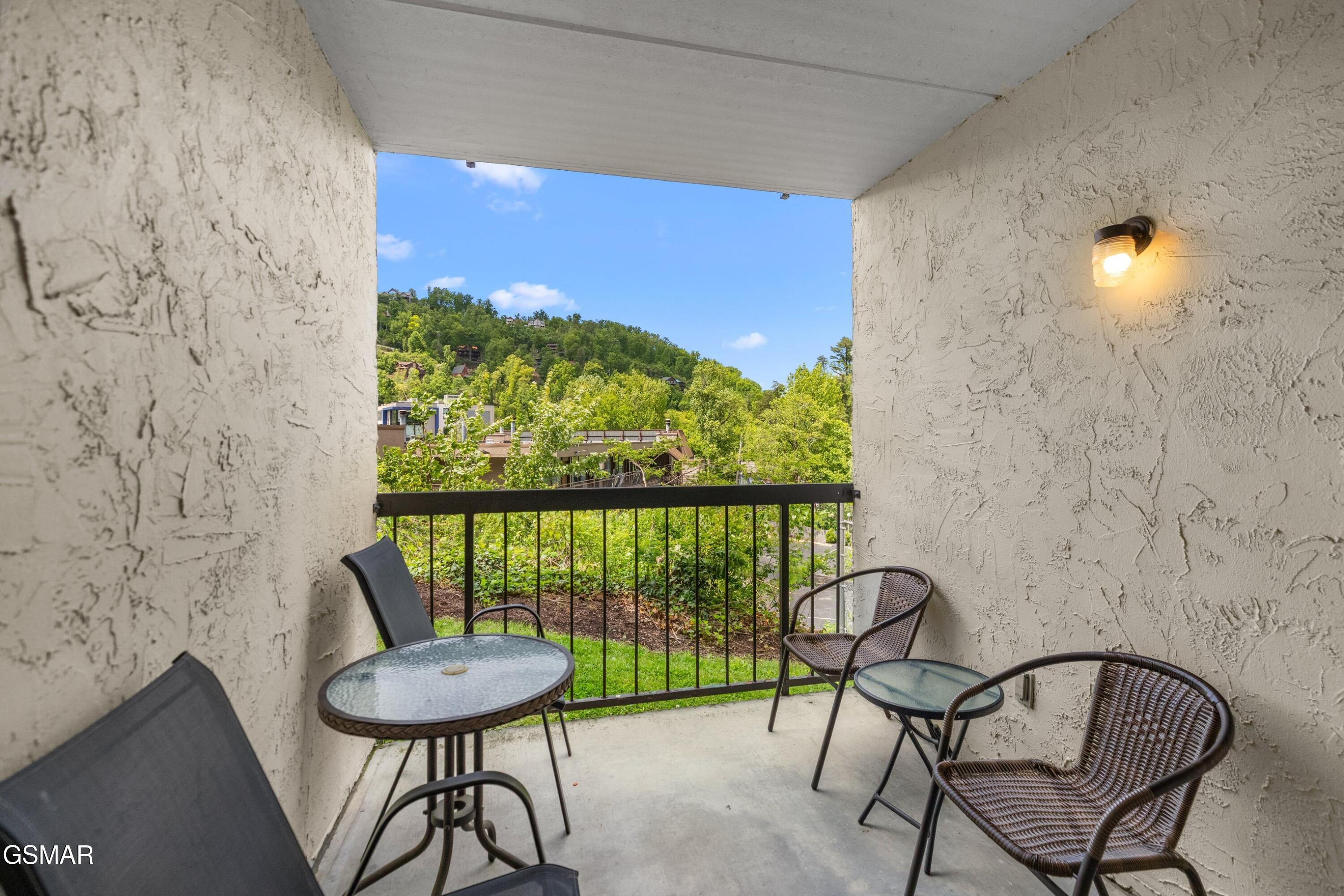 102 Baskins Creek Bypass Gatlinburg TN 37738