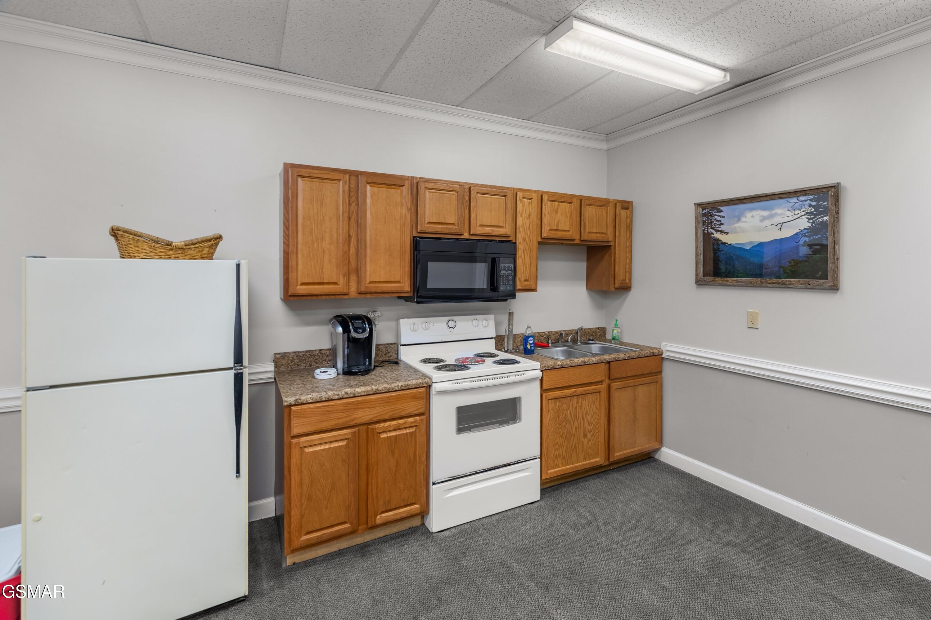 102 Baskins Creek Bypass Gatlinburg TN 37738