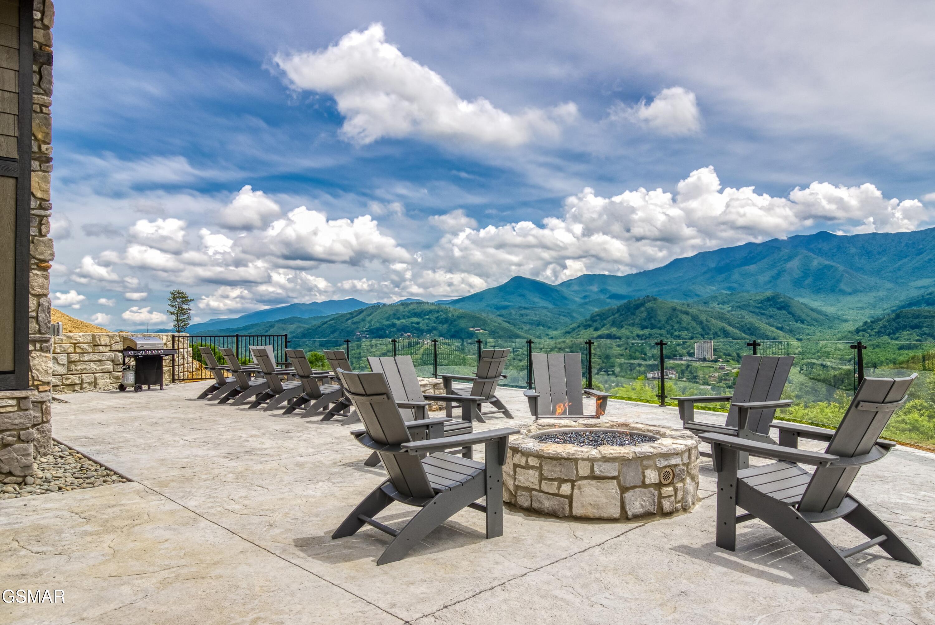 855 Campbell Lead Road Gatlinburg TN 37738