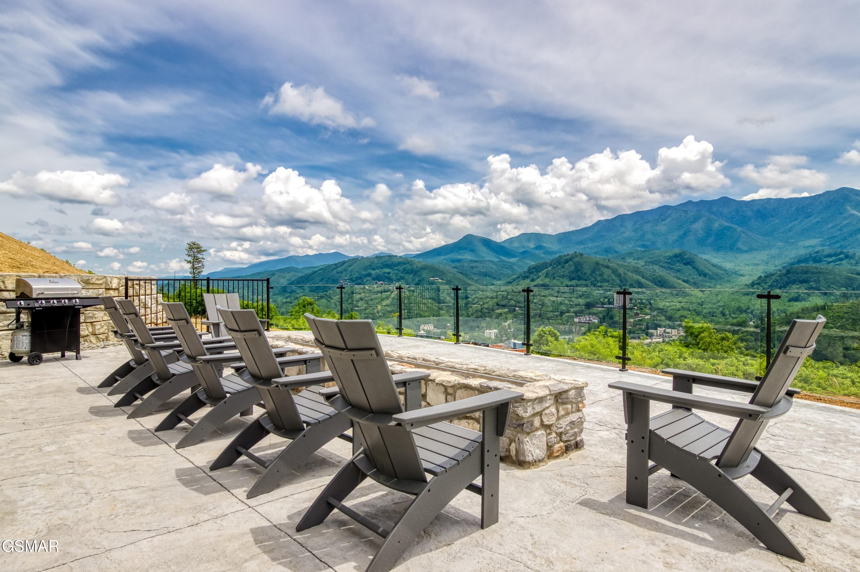 855 Campbell Lead Road Gatlinburg TN 37738