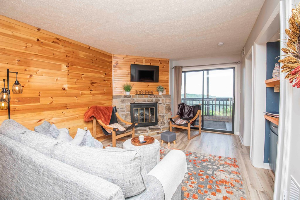 1102 Ski View Drive Gatlinburg TN 33738