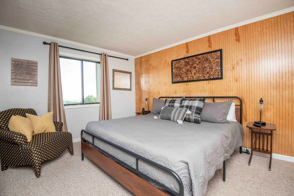 1102 Ski View Drive Gatlinburg TN 33738