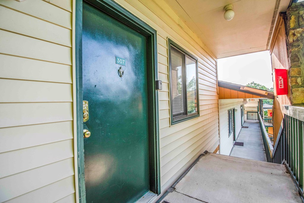 1102 Ski View Drive Gatlinburg TN 33738