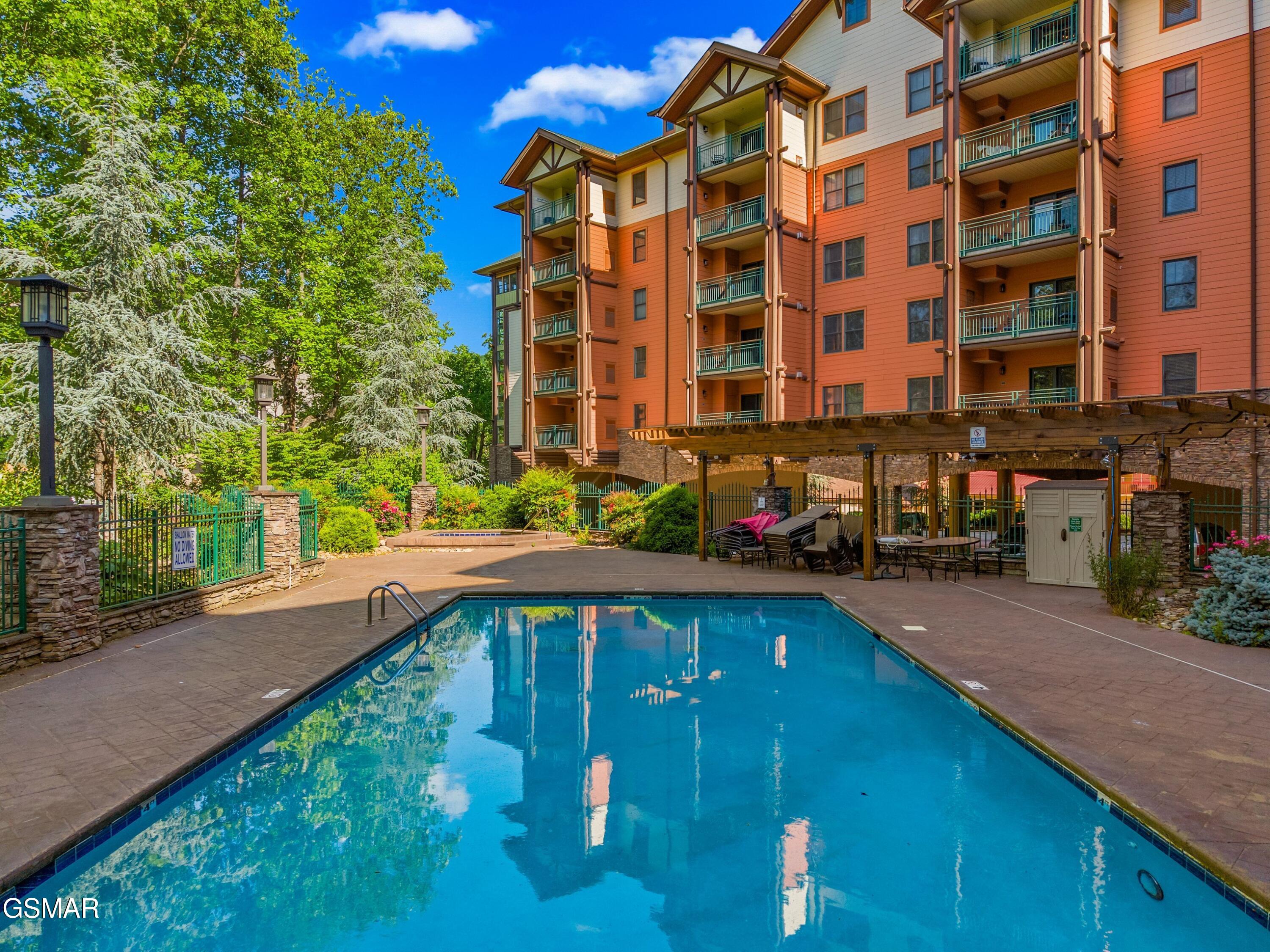 215 Woliss Gatlinburg TN 37738