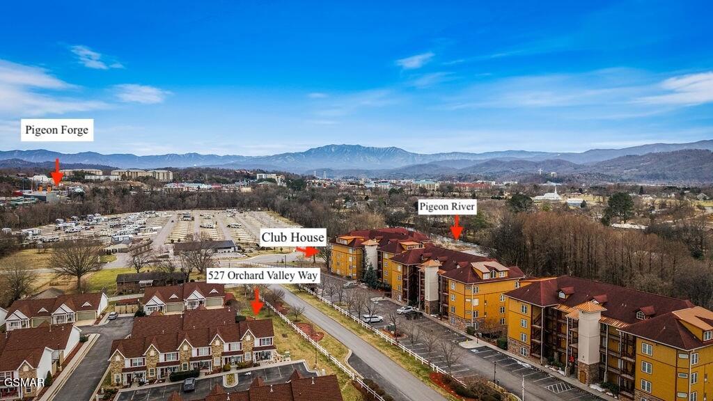 527 Orchard Valley Way Pigeon Forge TN 37862
