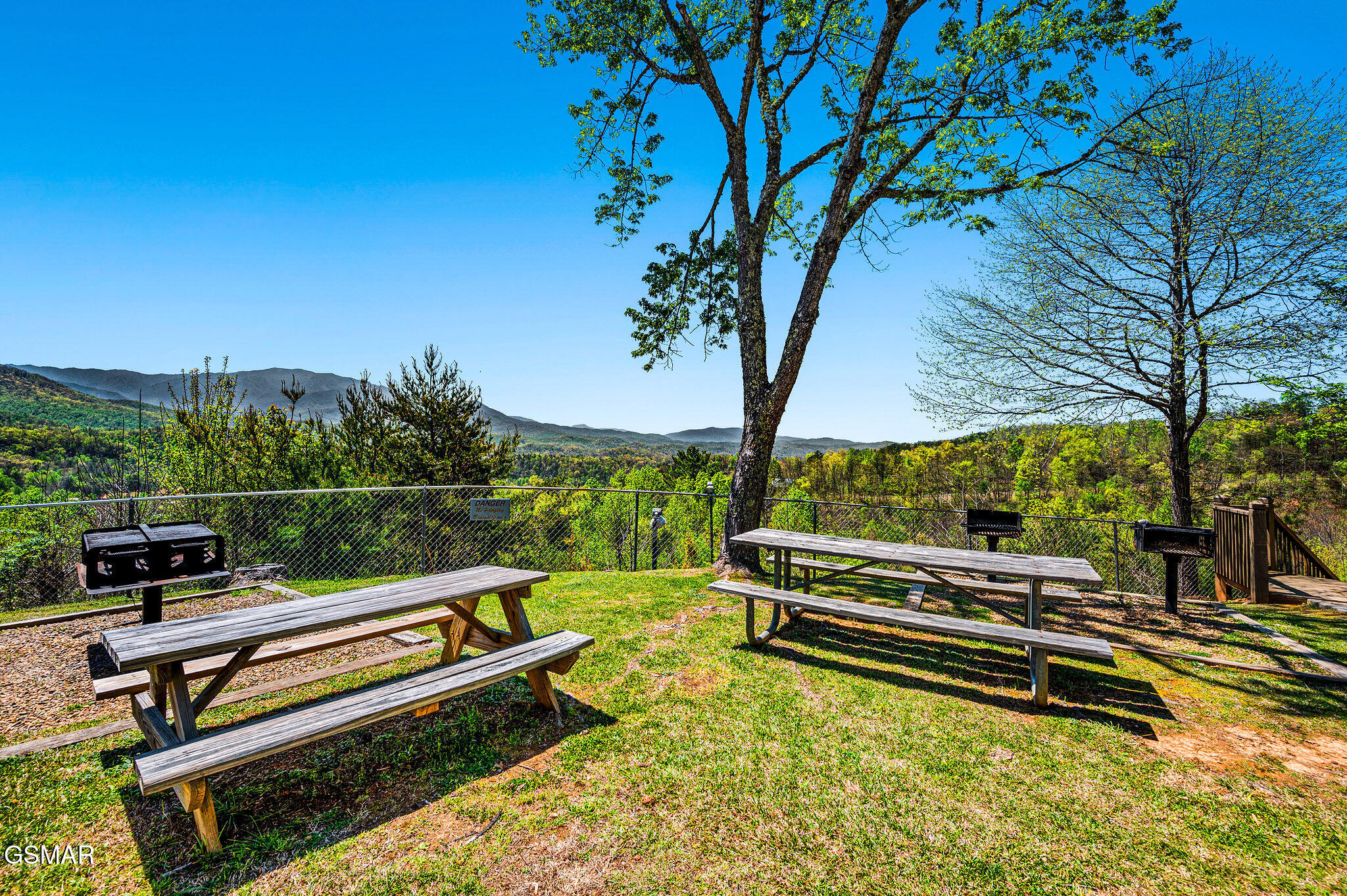 3710 Weber Road Gatlinburg TN 37738