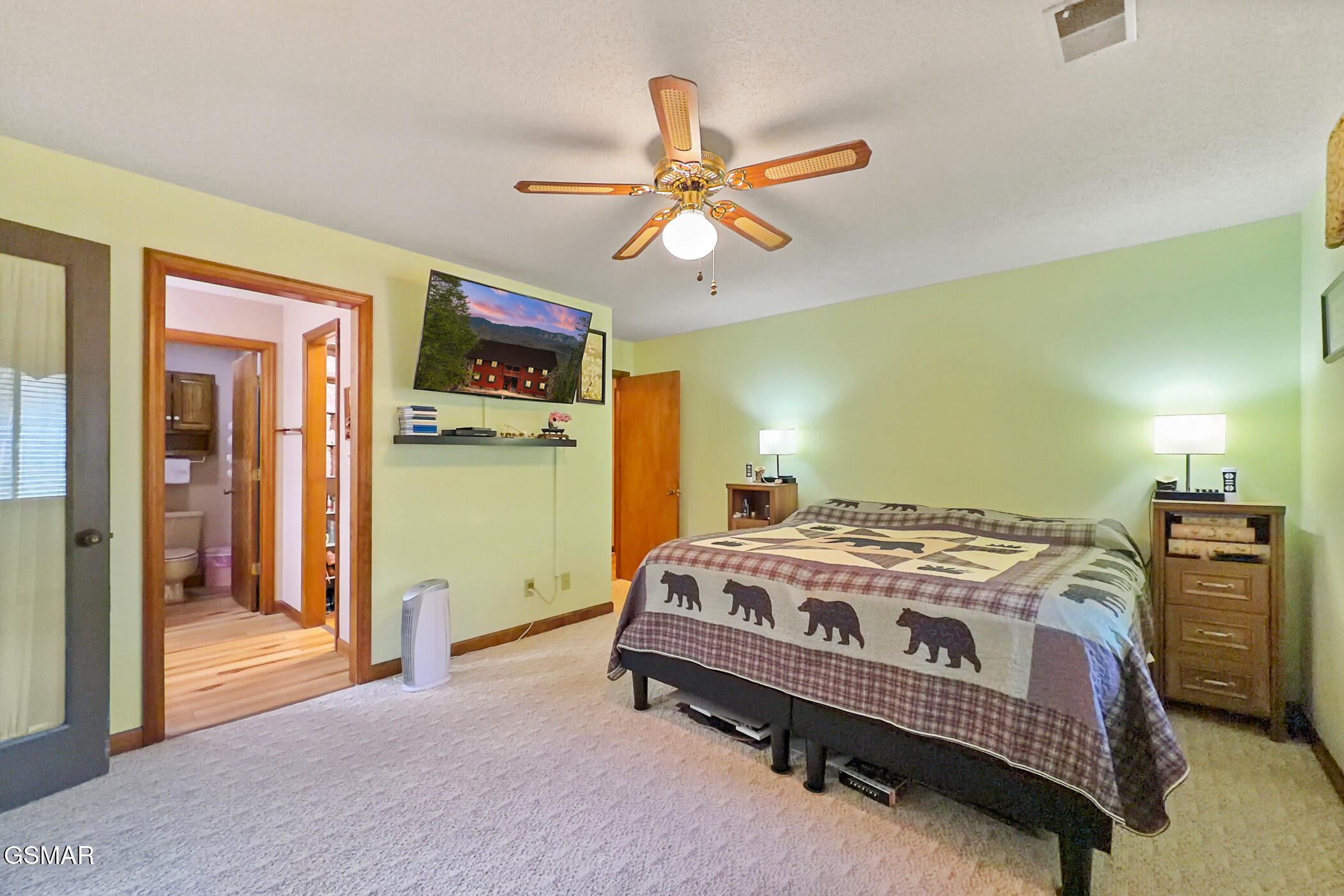 429 Deer Path Lane Gatlinburg TN 37738