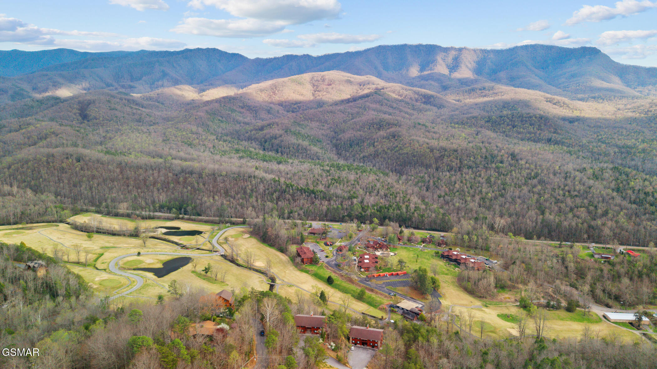 429 Deer Path Lane Gatlinburg TN 37738