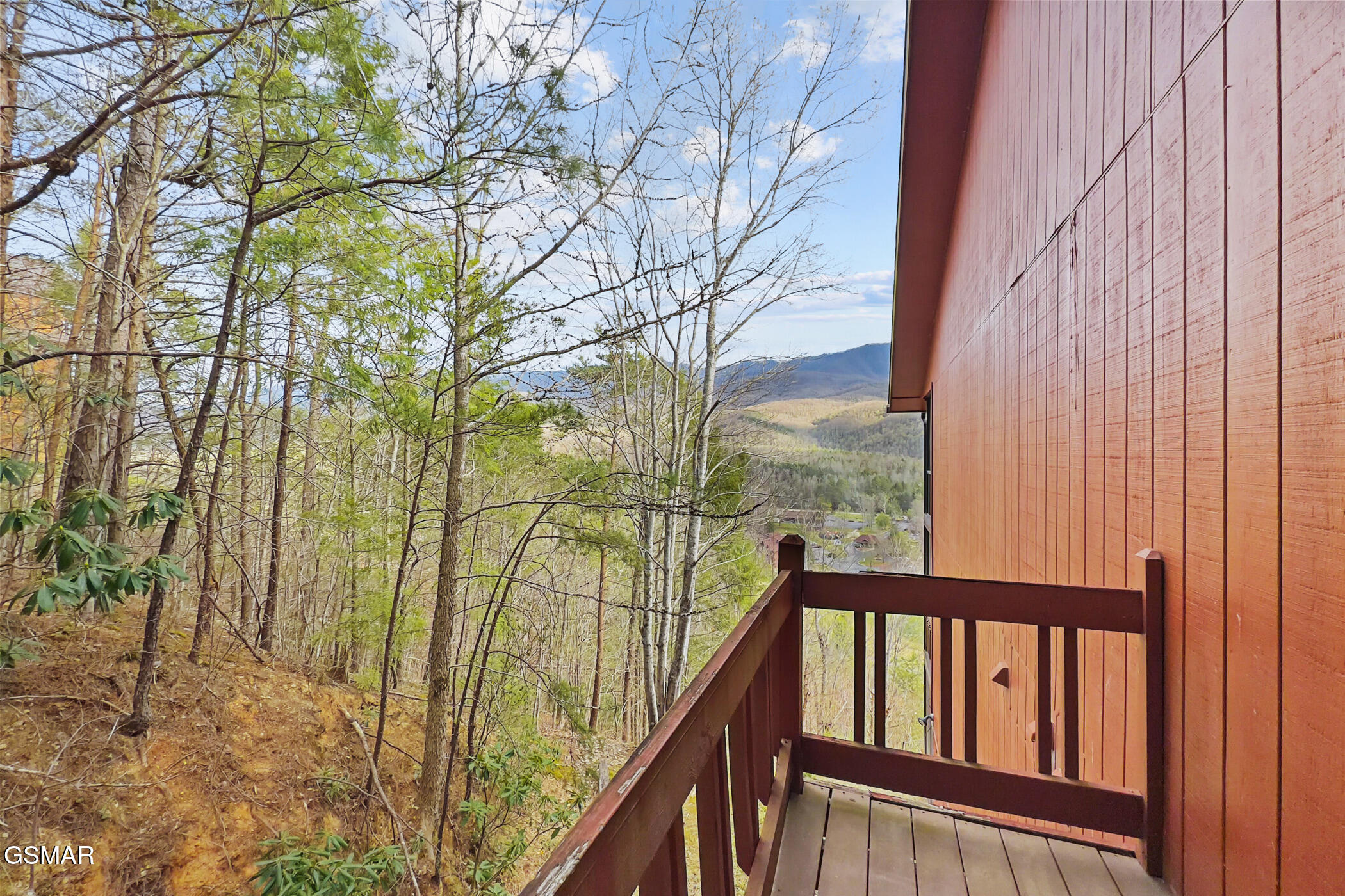 429 Deer Path Lane Gatlinburg TN 37738