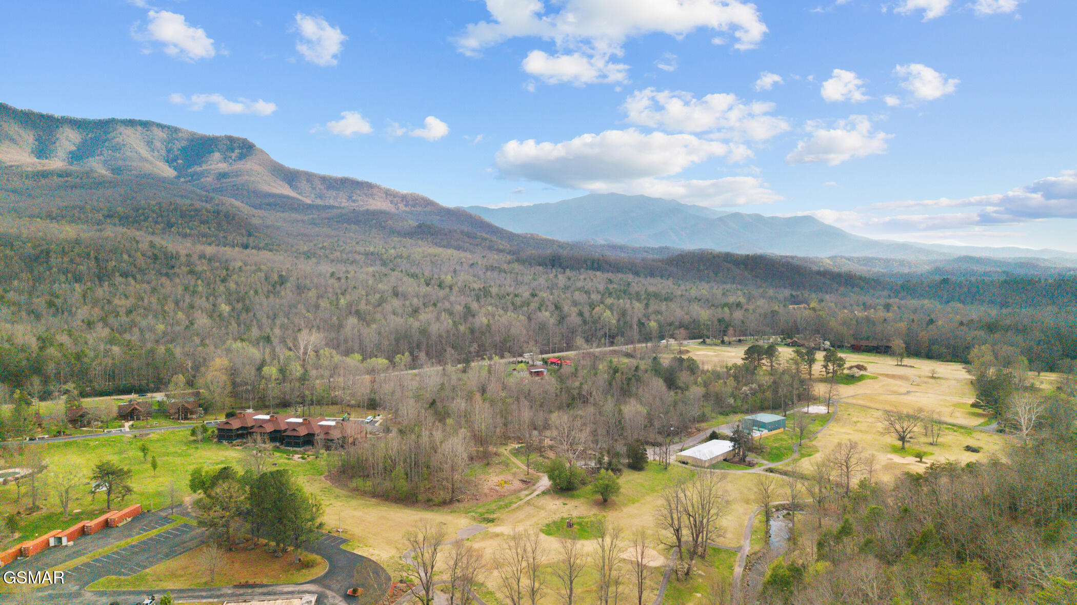 429 Deer Path Lane Gatlinburg TN 37738