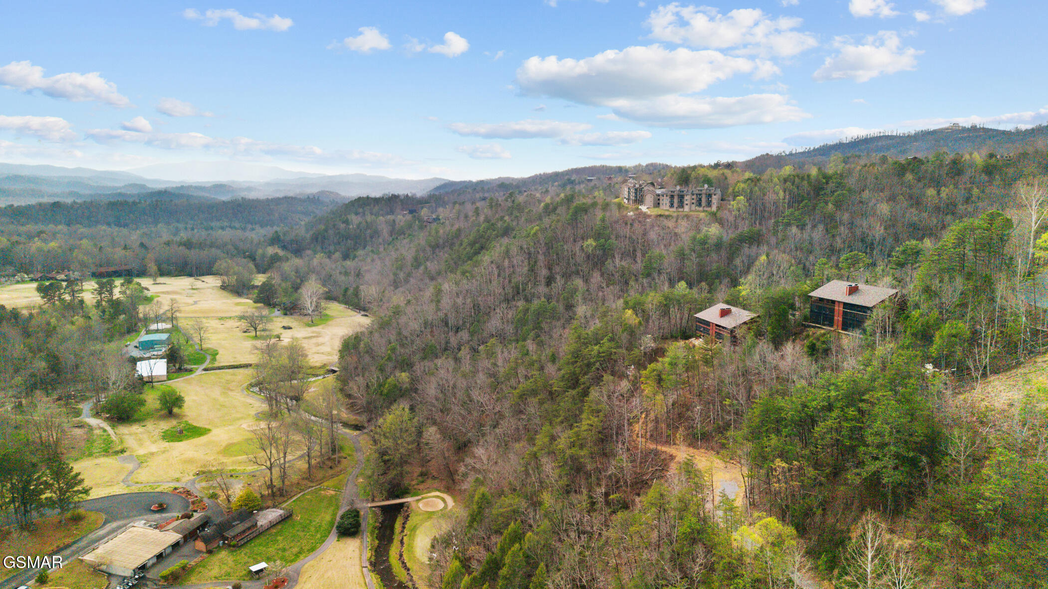 429 Deer Path Lane Gatlinburg TN 37738