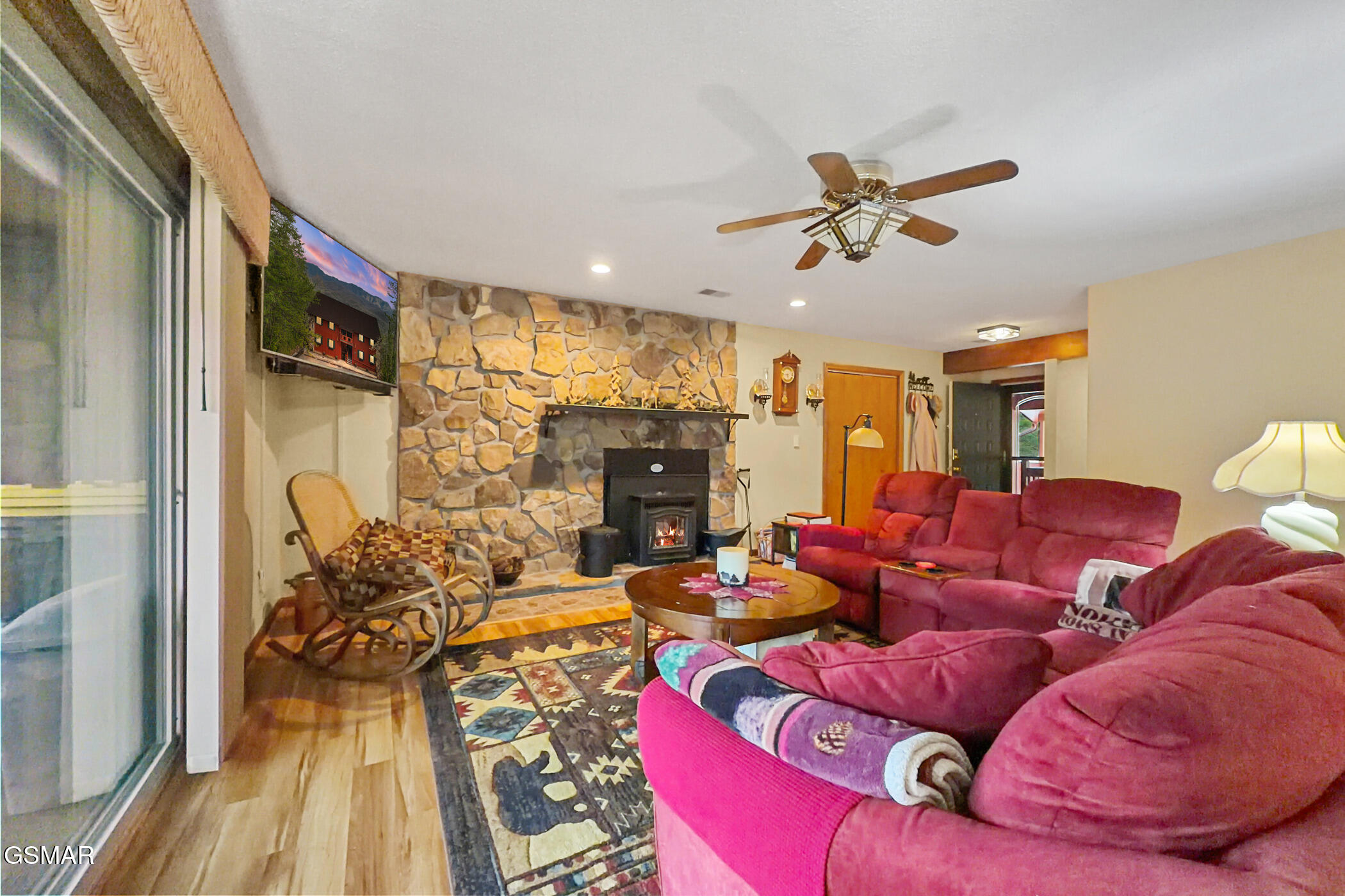 429 Deer Path Lane Gatlinburg TN 37738