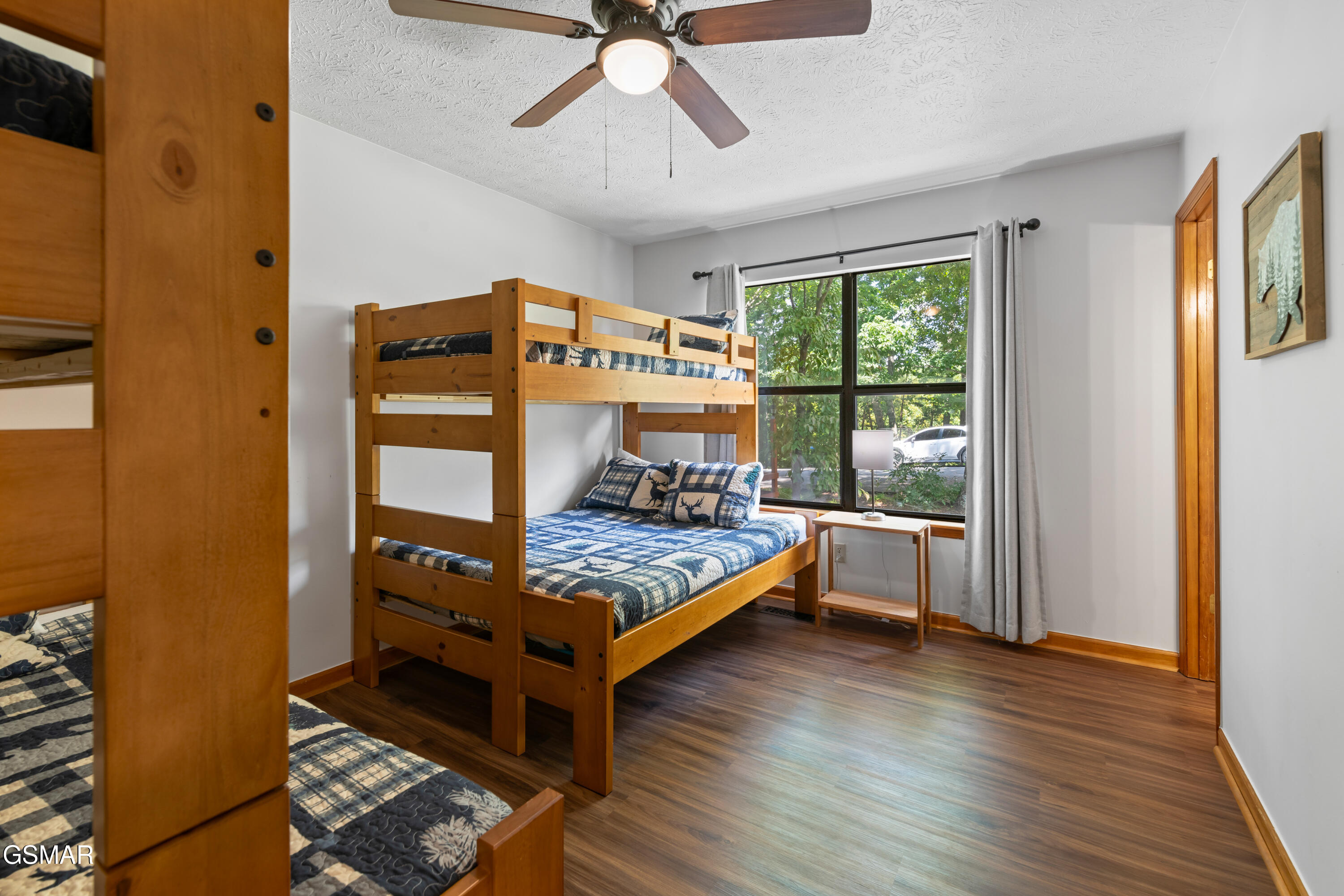3729 Plaza Way Pigeon Forge TN 37863