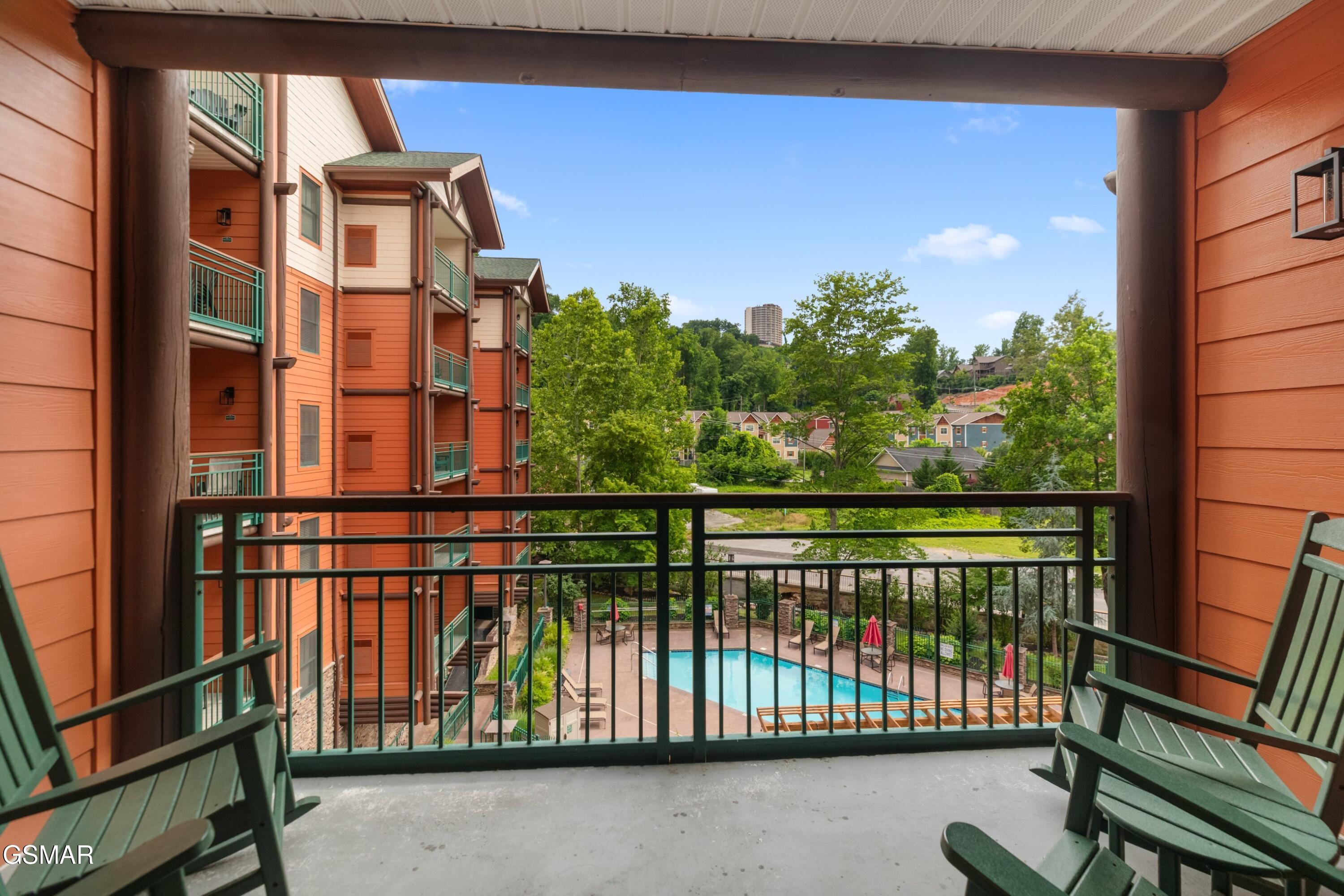 Gatlinburg TN, 215 Woliss Lane, Unit 308