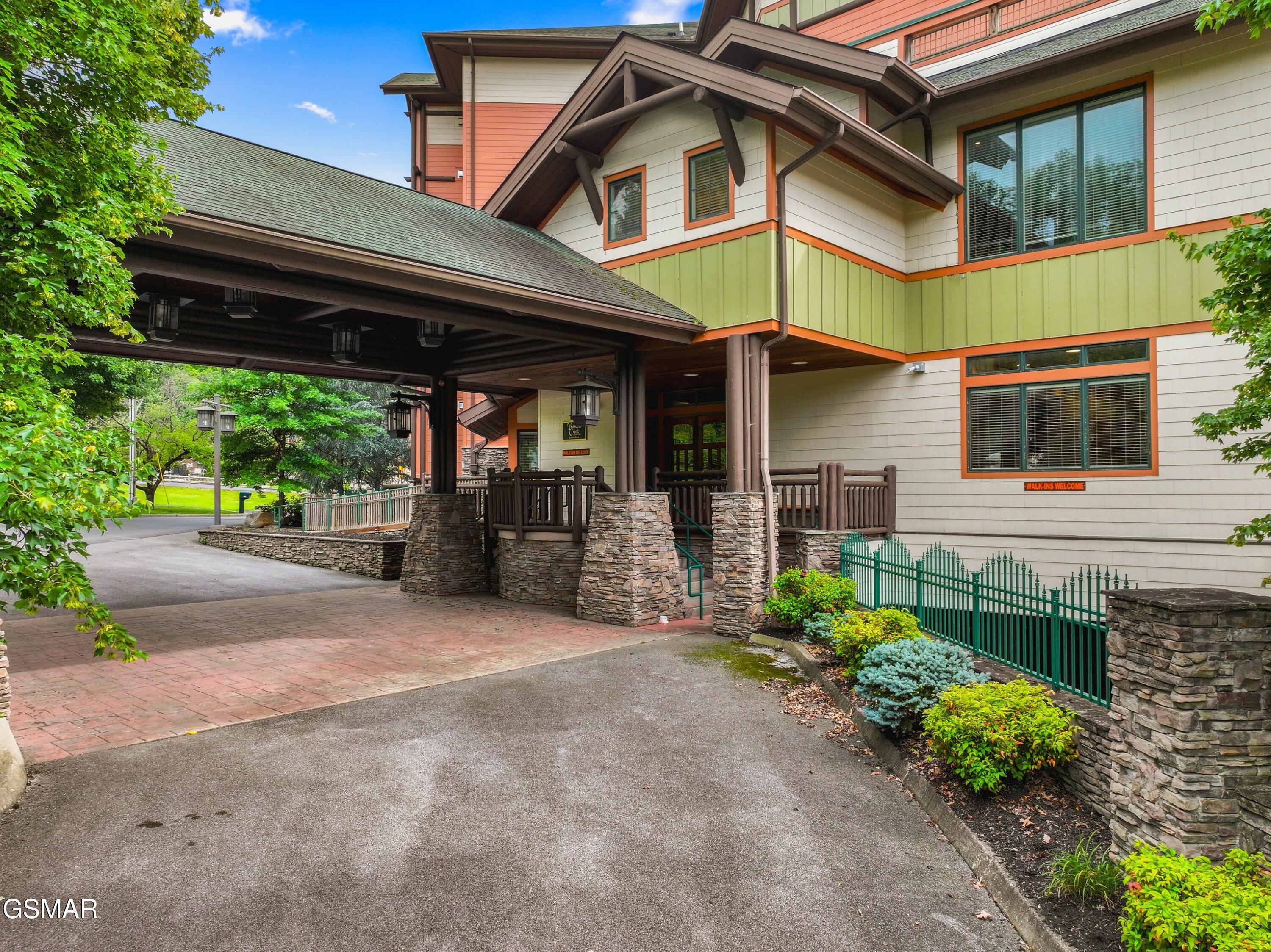 215 Woliss Lane Gatlinburg TN 37738