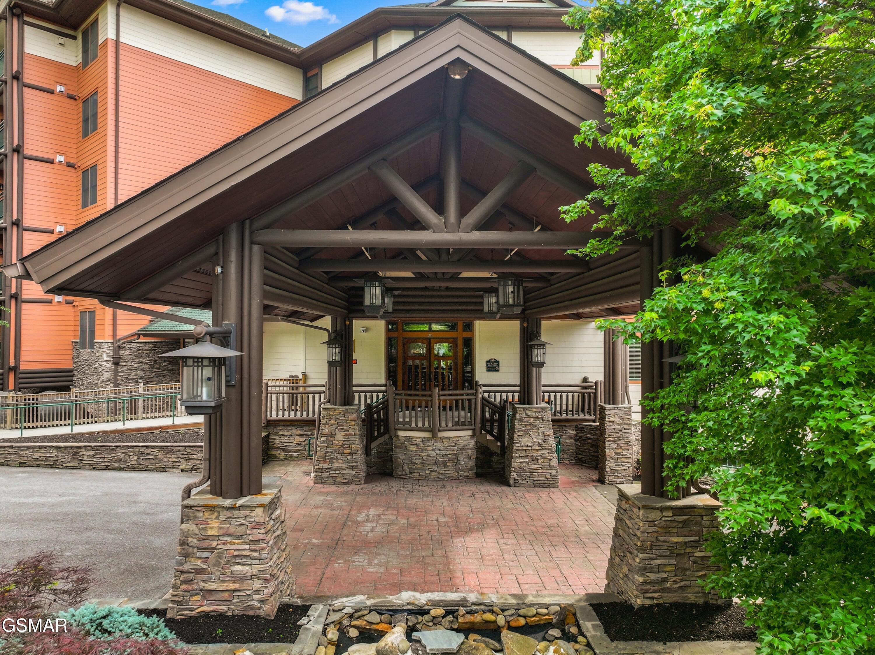 215 Woliss Lane Gatlinburg TN 37738