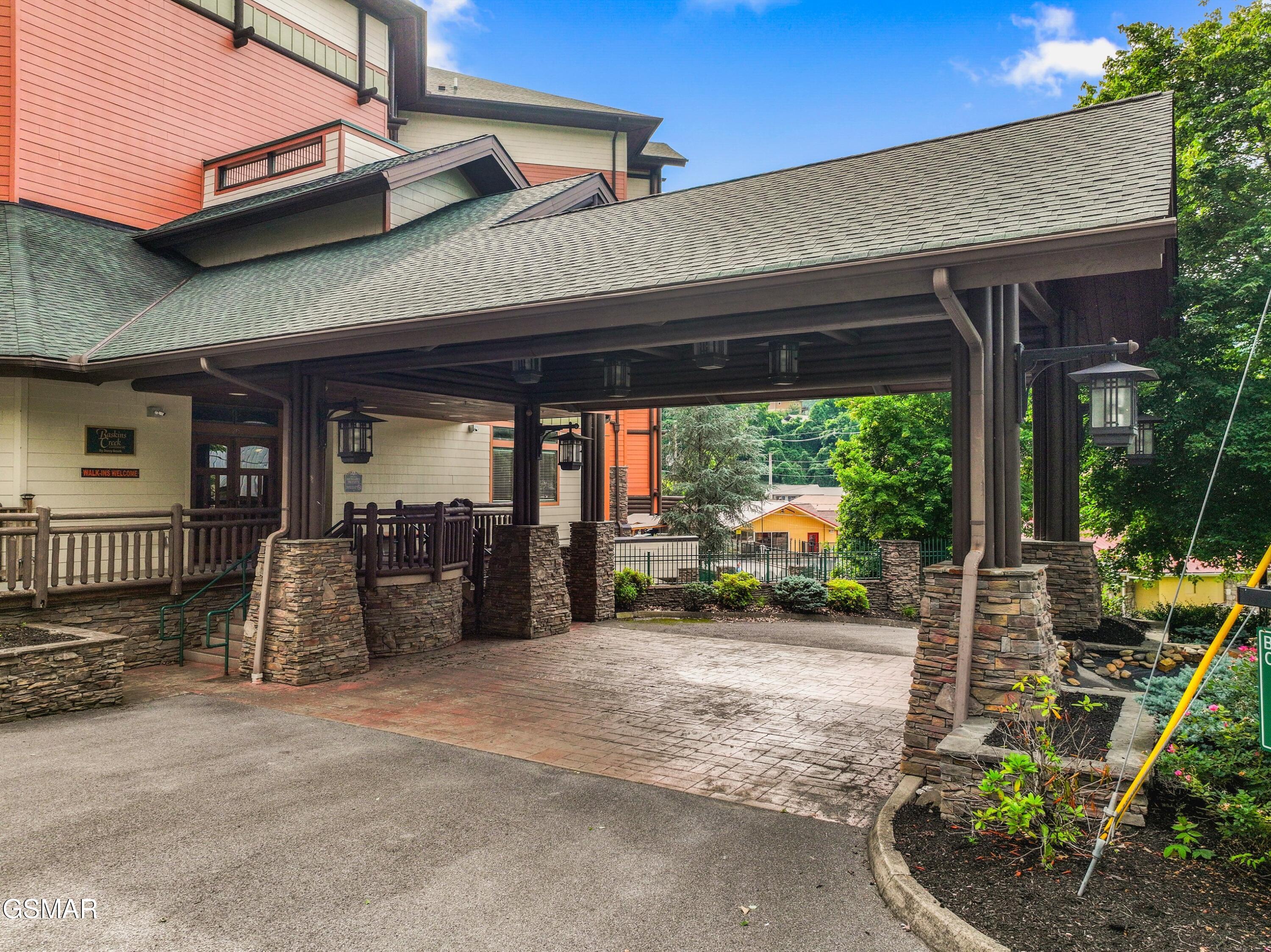 215 Woliss Lane Gatlinburg TN 37738