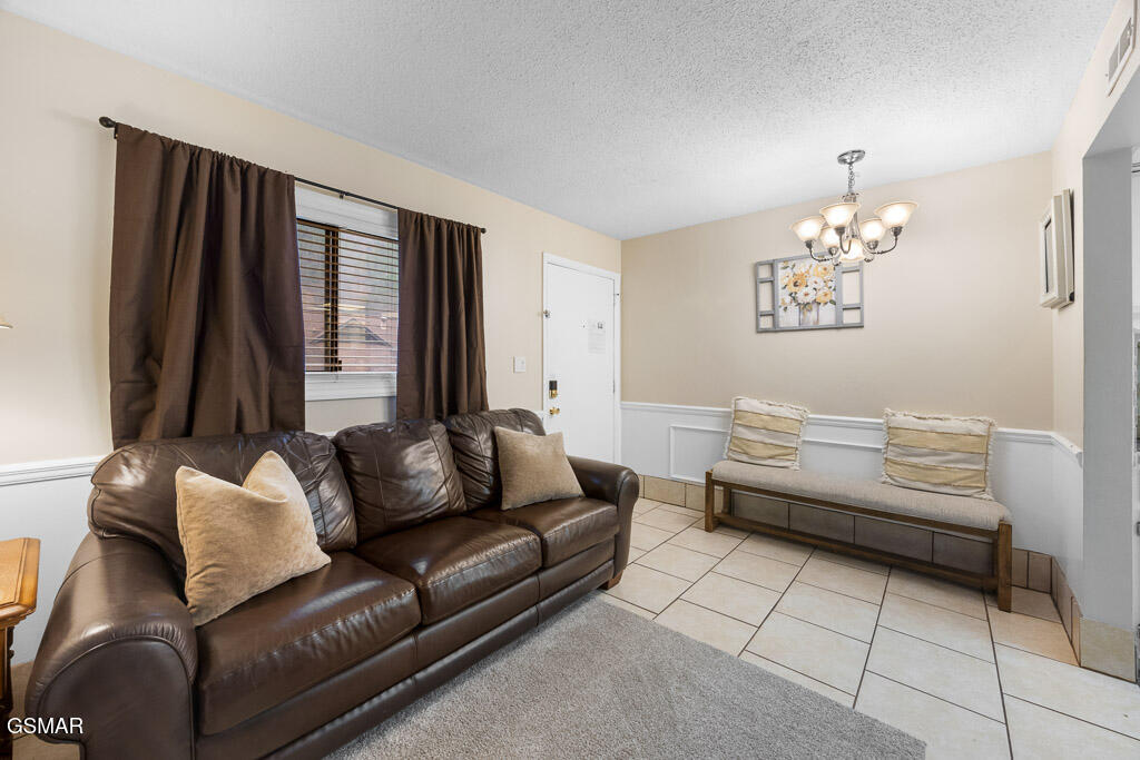 685 River Road Gatlinburg TN 37738