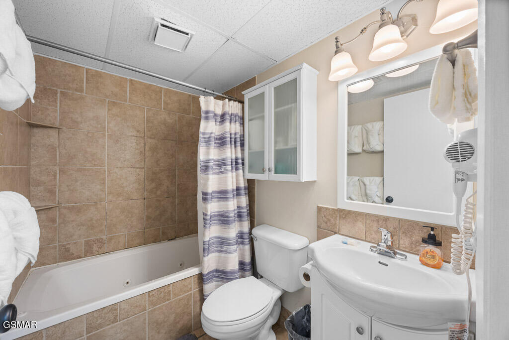 685 River Road Gatlinburg TN 37738