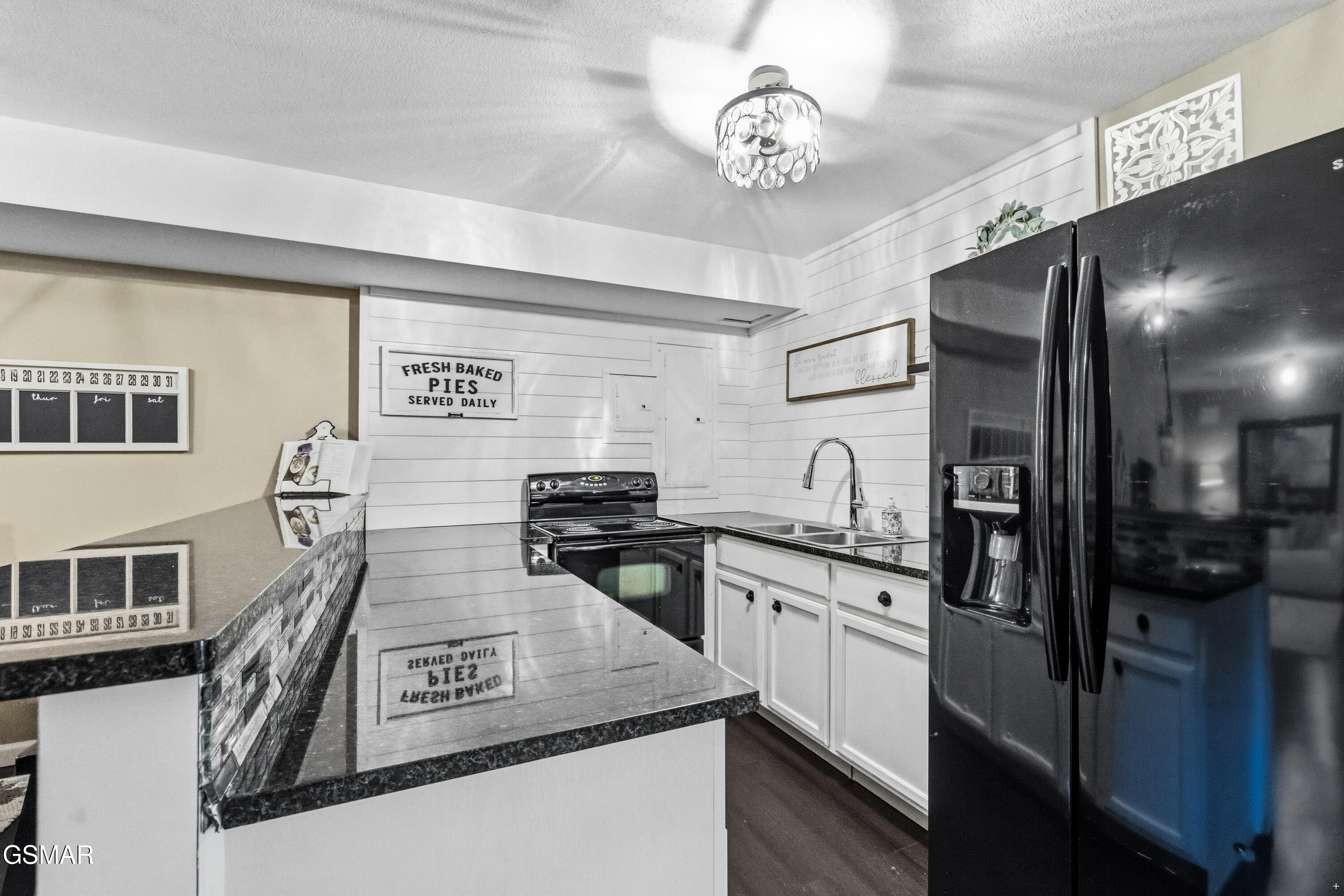 2655 High Valley Drive Pigeon Forge TN 37863