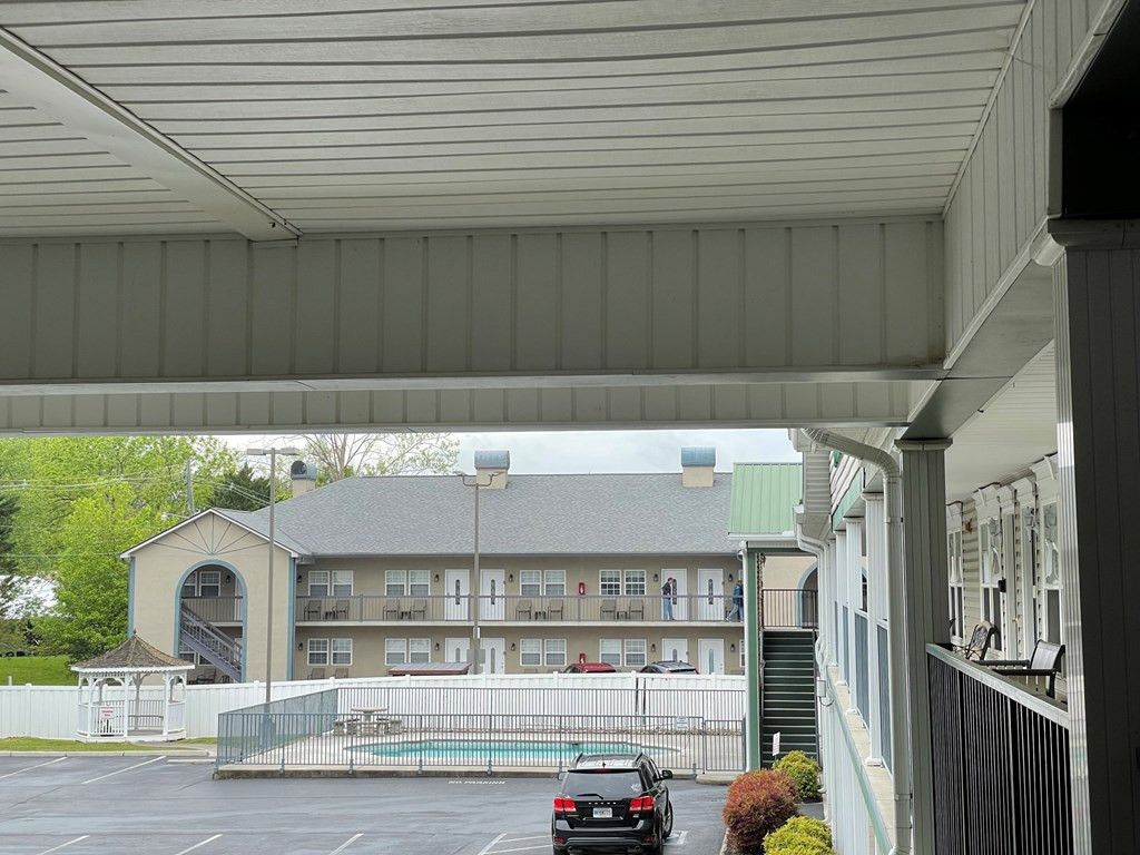 2743 Colonial Drive Pigeon Forge TN 37865