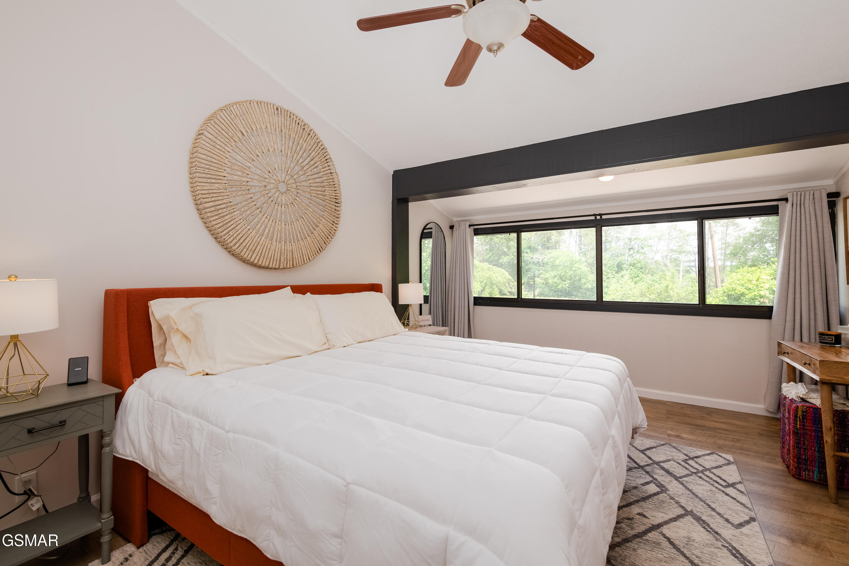 2806 Suncrest Road Pigeon Forge TN 37863