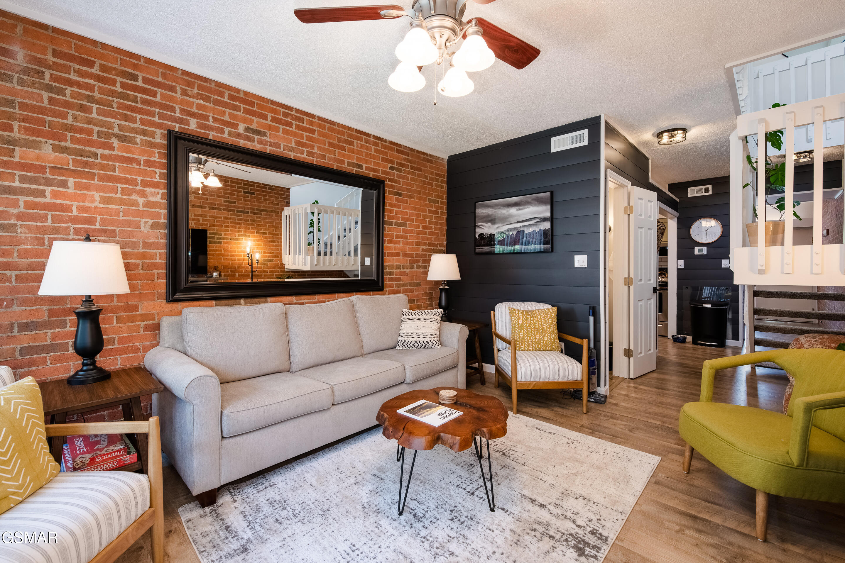 2806 Suncrest Road Pigeon Forge TN 37863