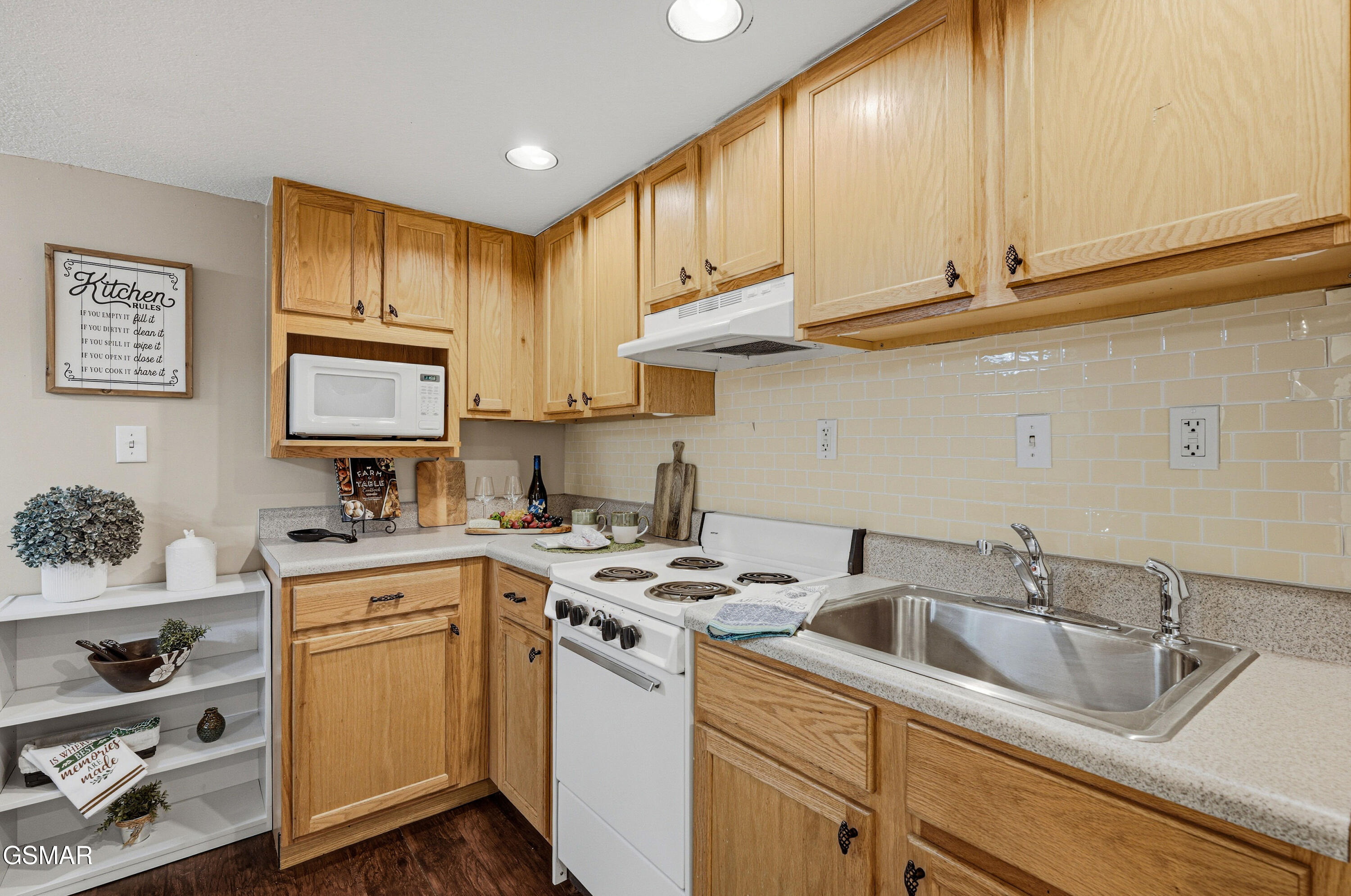 2743 Colonial Drive Pigeon Forge TN 37863