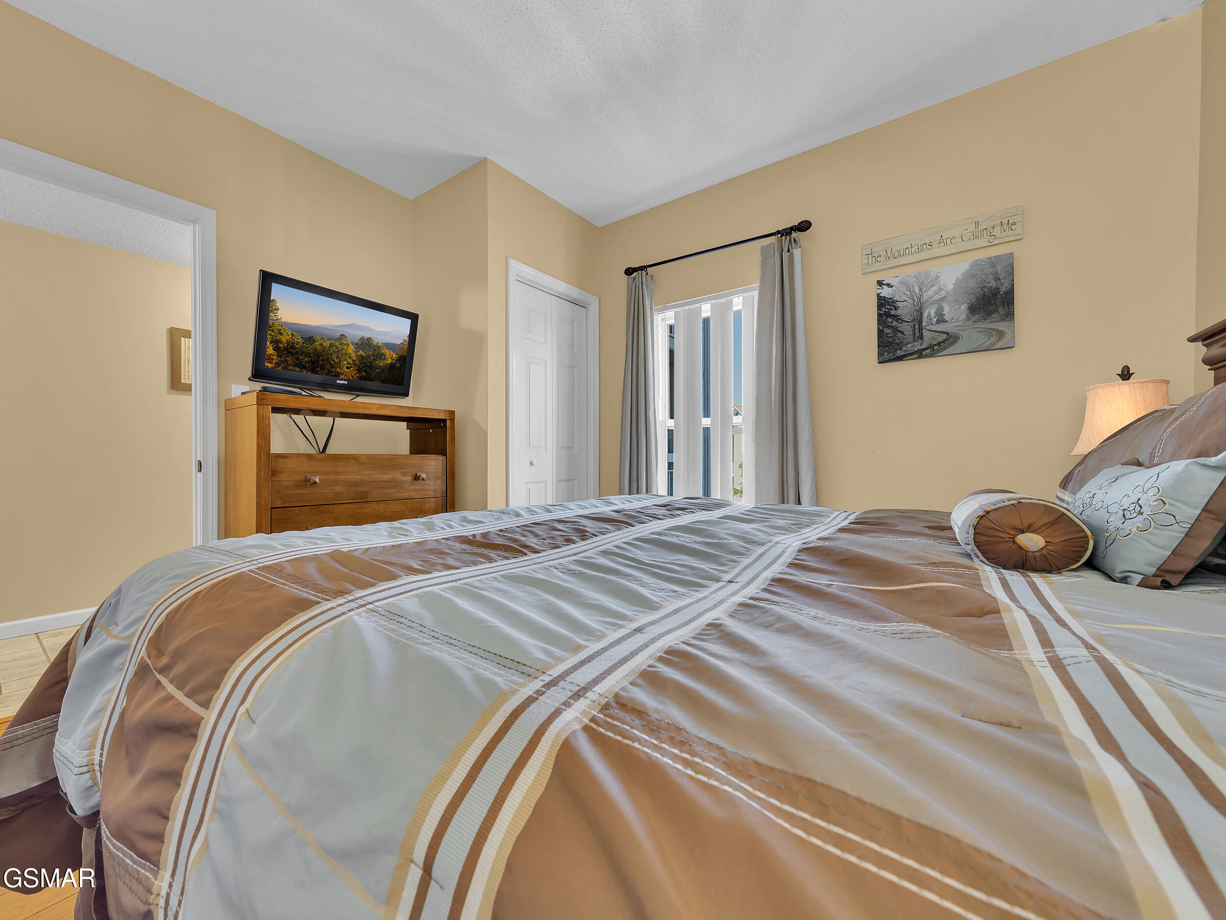 205 Ogle Drive Pigeon Forge TN 37863